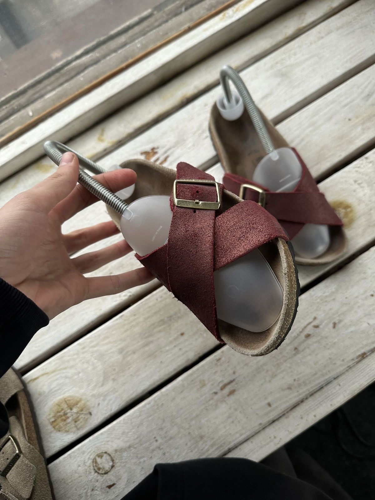 Birkenstock 🚨Vintage Birkenstock 38 dark red Luxe Sandals rare slides Size US 8 / IT 38 - 12 Thumbnail