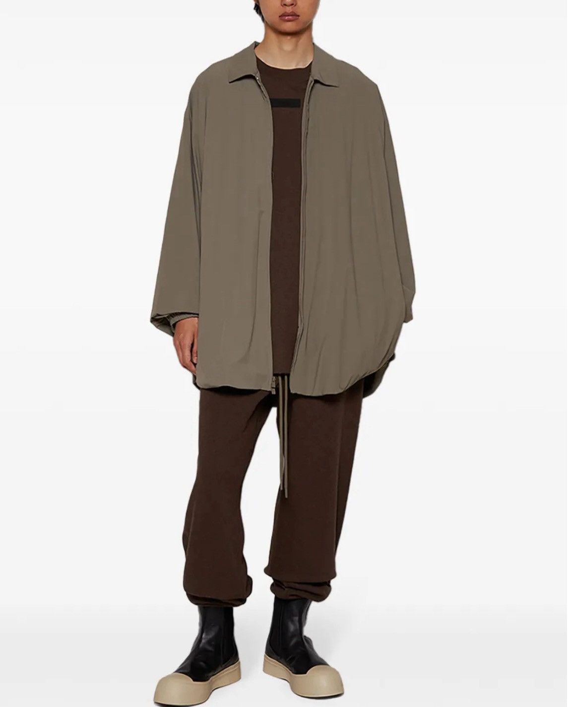 Fear of God FEAR OF GOD ESSENTIALS logo-patch oversized shirt size M Size US M / EU 48-50 / 2 - 2 Thumbnail