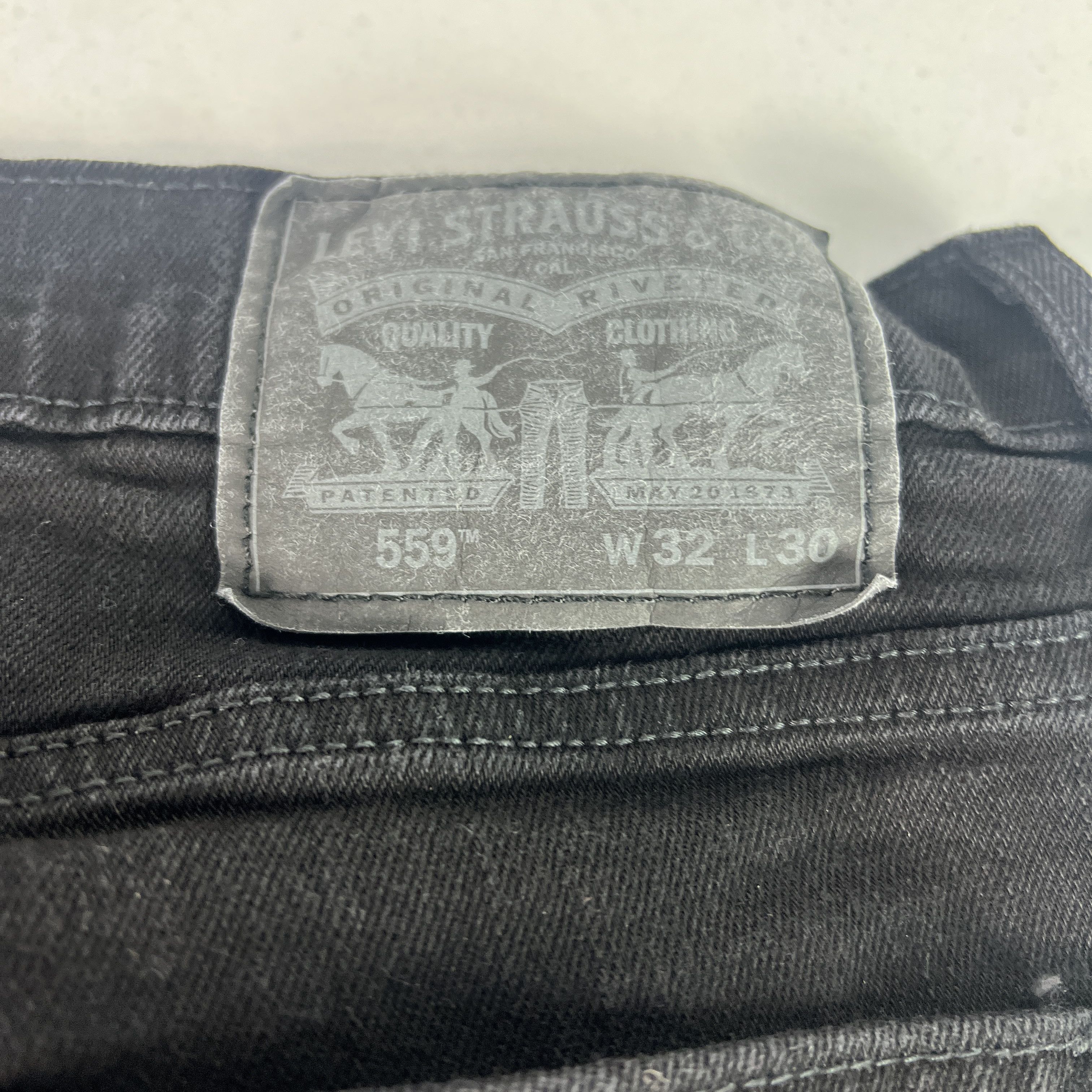 Levi's Levi's Jeans 559 Relaxed Straight Black Faded Stretch Denim Size US 33 - 13 Thumbnail
