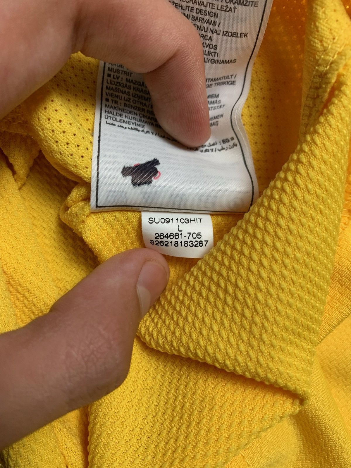 Nike × Vintage Vintage Nike Brazil soccer jersey size L yellow logo Size US L / EU 52-54 / 3 - 6 Thumbnail