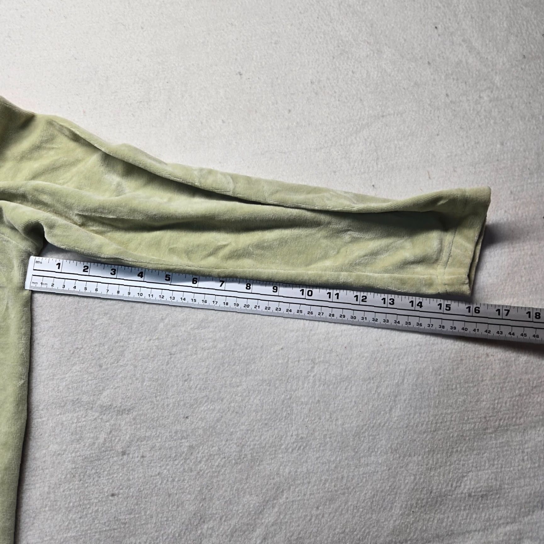 Olive Anne Lewin Robe Women Green Olive Kaftan Mock Neck Long Sleeve Button Front Size M Medium Adult Sleepwear Soft Polyester Viscose Fleece Size M / US 6-8 / IT 42-44 - 7 Thumbnail