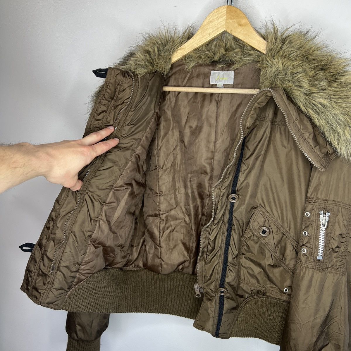 Hysteric Glamour × Japanese Brand × Le Grande Bleu (L.G.B.) Women's Boxy Cropped Avant Garde Faux Fur Jacket Size M / US 6-8 / IT 42-44 - 11 Thumbnail