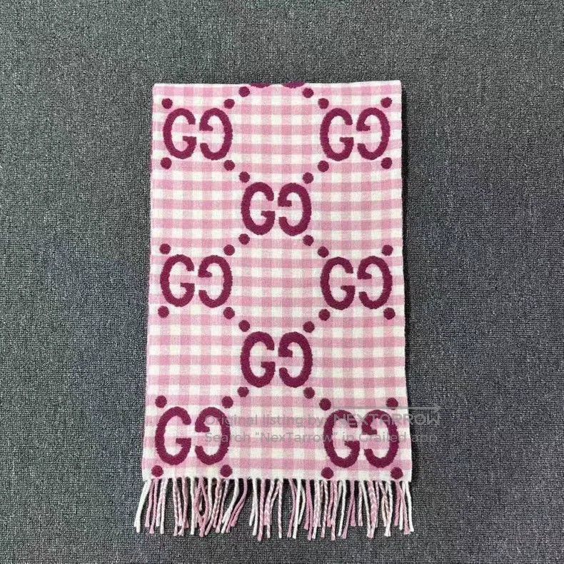 Gucci Gucci Pink plush logo plaid scarf Size ONE SIZE - 4 Thumbnail
