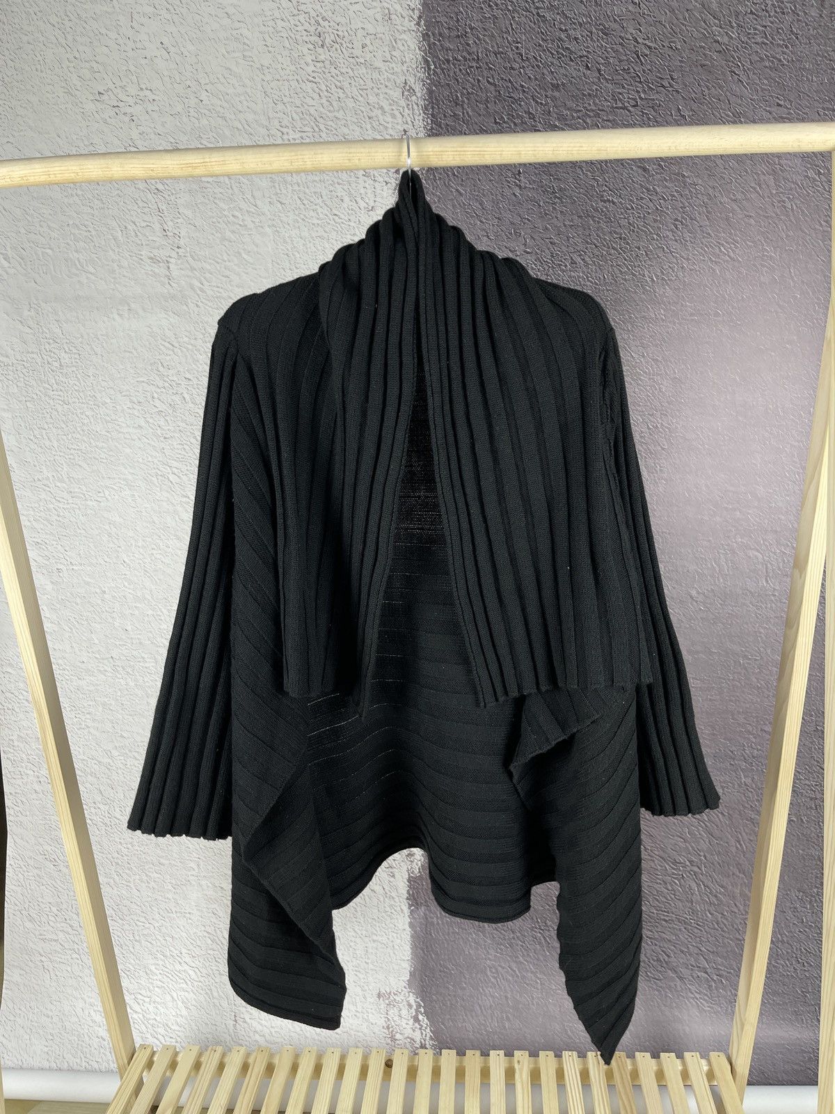 Carlo Colucci Carlo Colucci wool avant garde asymmetric cardigan Size L / US 10 / IT 46 - 2 Thumbnail