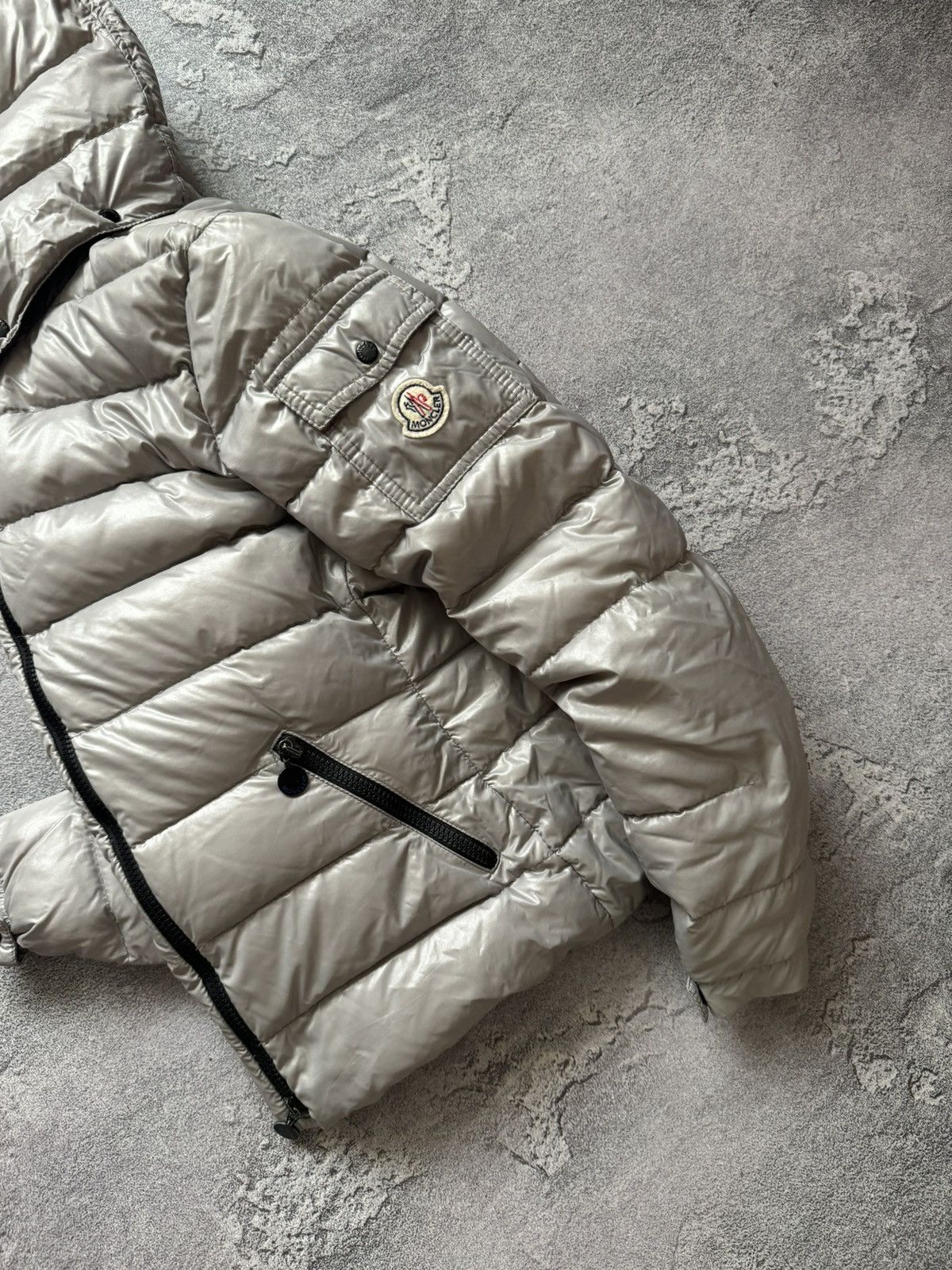 Designer × Moncler Moncler 2 Bady Giubbotto down quilted hooded down jacket Size M / US 6-8 / IT 42-44 - 3 Thumbnail
