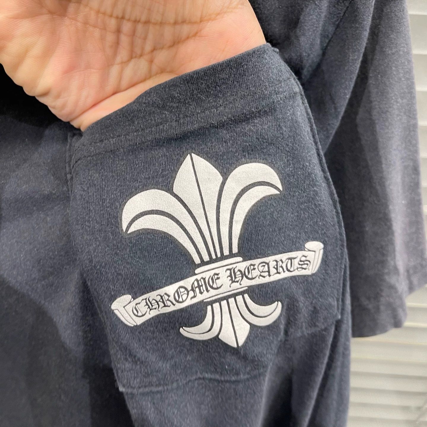 Chrome Hearts Chrome Hearts Black Scroll Scout Flower Short Sleeve Tee M Size US M / EU 48-50 / 2 - 4 Thumbnail