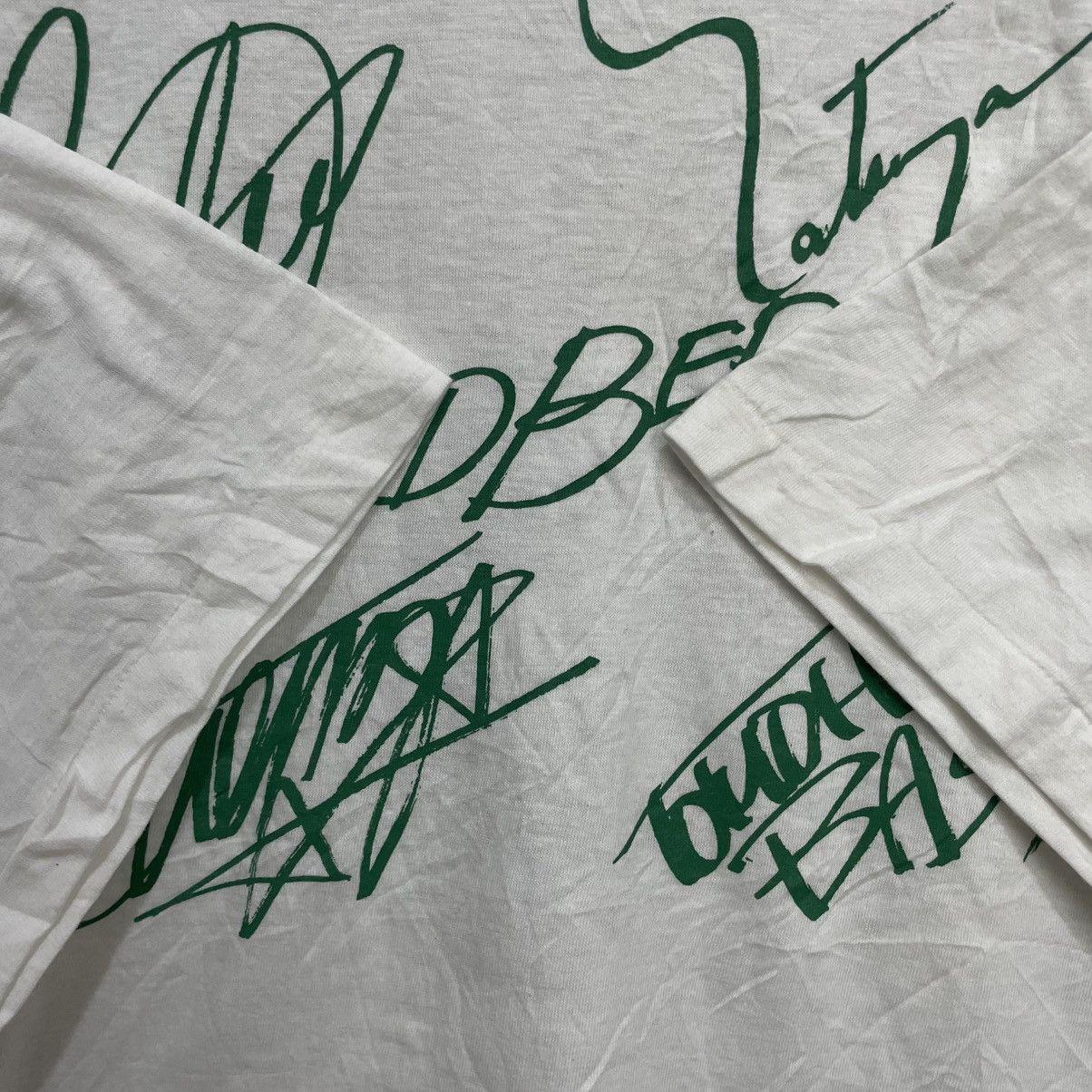 Band Tees Vintage 90s LINDBERG Japanese Pop Rock Band T-Shirt Size US M / EU 48-50 / 2 - 3 Thumbnail