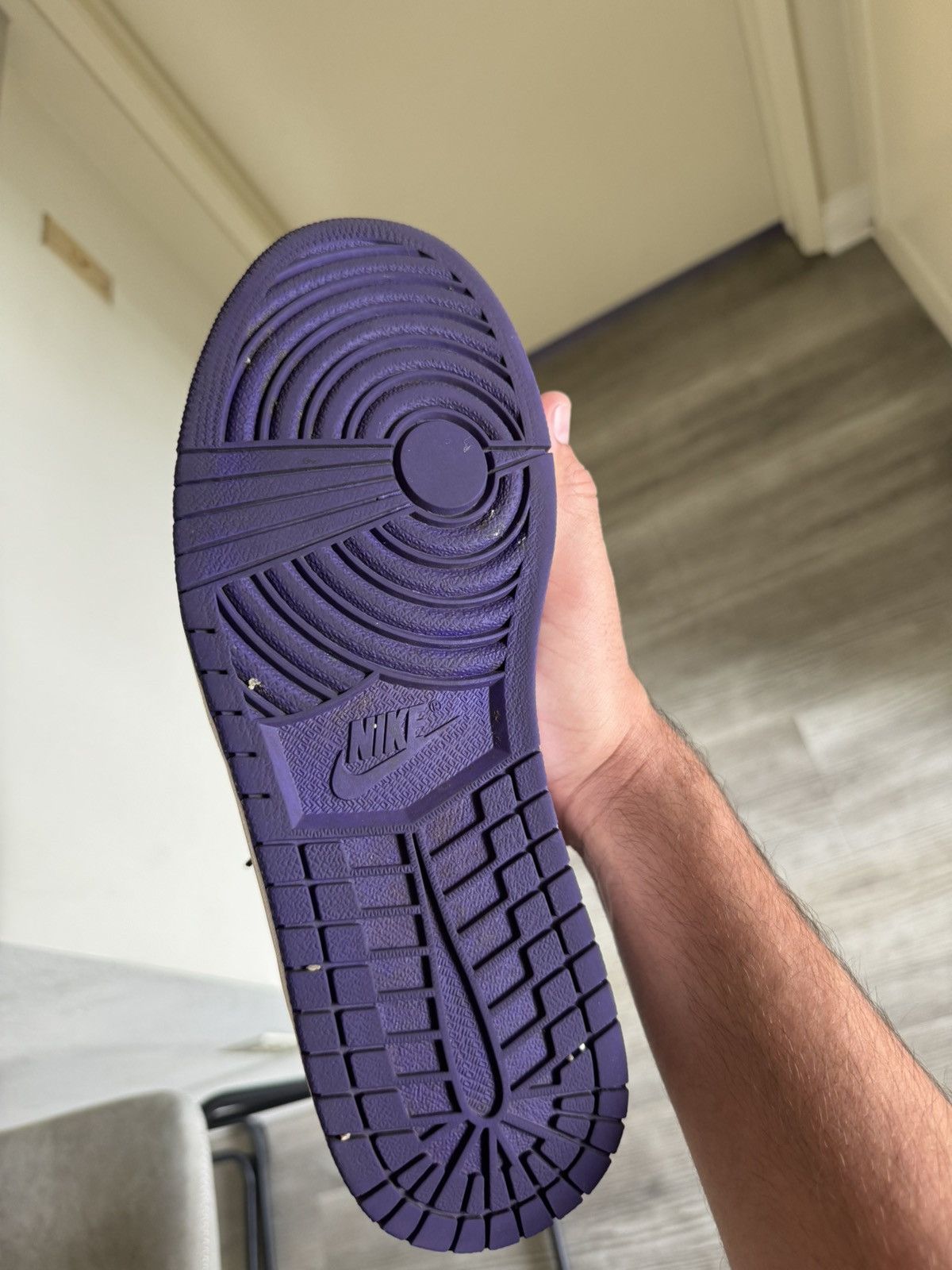 Jordan Brand × Nike Jordan 1 Retro High Court Purple Size US 11 / EU 44 - 12 Thumbnail