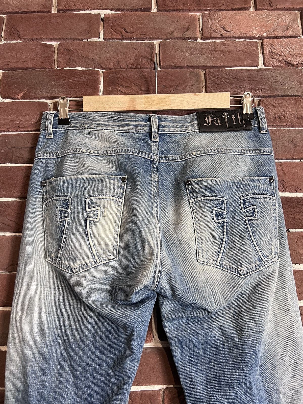 Faith Connexion Faith Connexion SLIM 6Pockets Avant Garde Distressed Denim Size US 33 - 5 Thumbnail