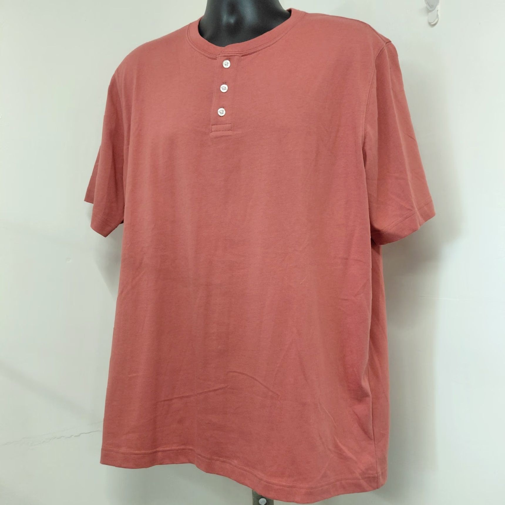 Lands' End Lands' End Super-T Henley TShirt Men Size Large Short Sleeve Nautical Red New Size US L / EU 52-54 / 3 - 3 Thumbnail