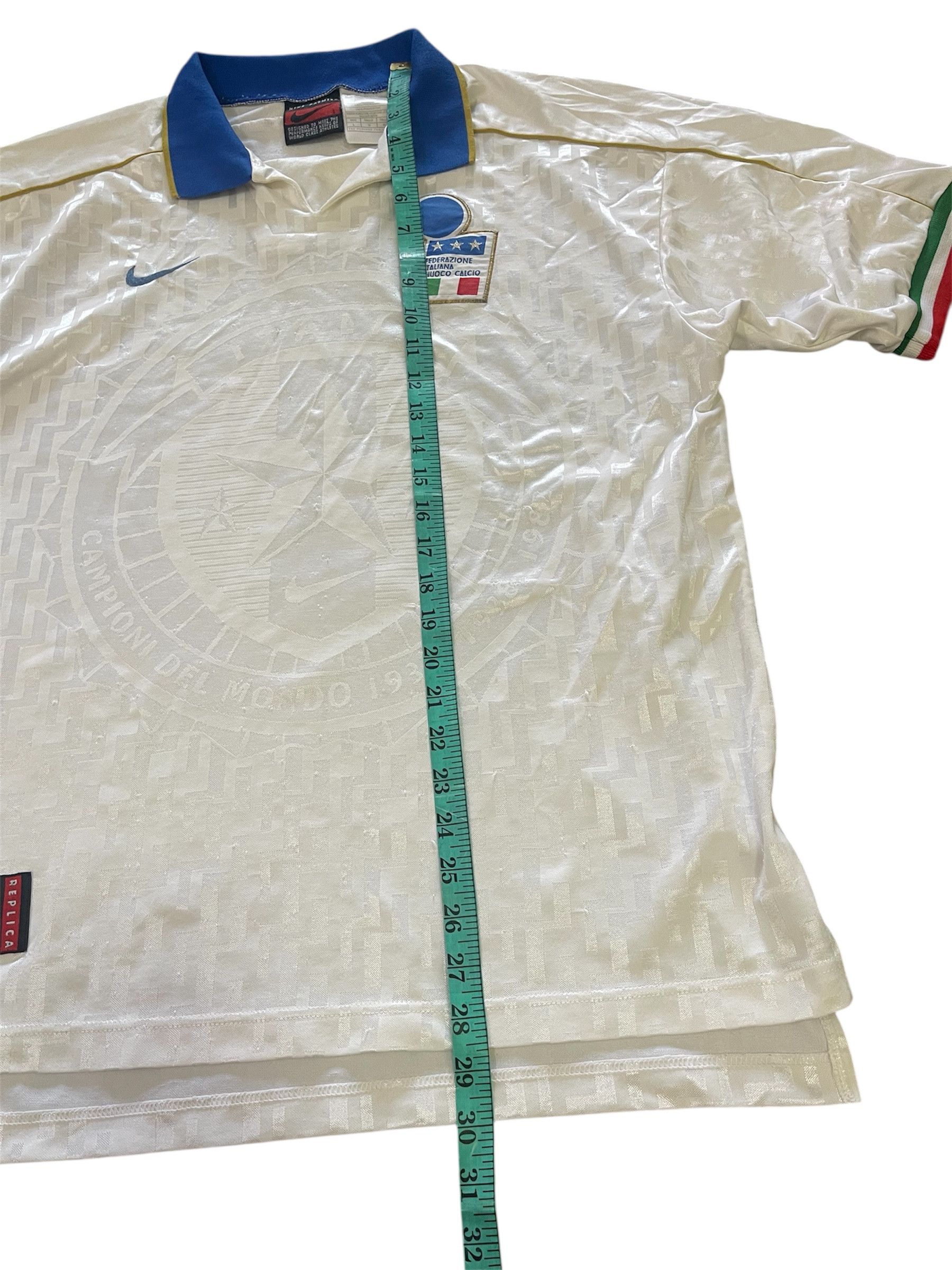 Nike Vintage 1996 Italy Jersey Made in Gt. Britain Size US L / EU 52-54 / 3 - 12 Thumbnail