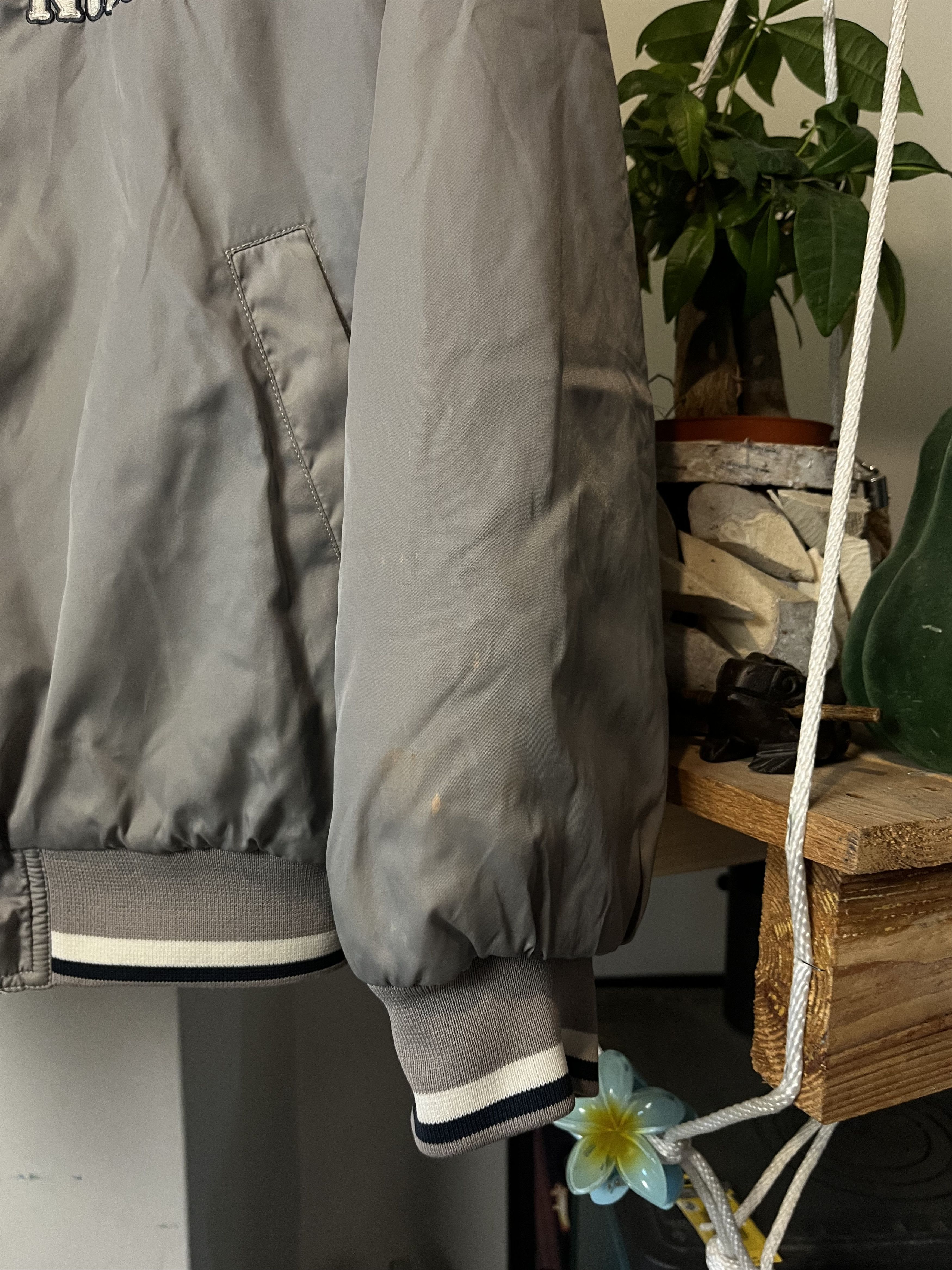 Karl Kani × Vintage Karl Kani 23 Brooklyn Vintage Navy Bomber Jacket Big Logo Size US L / EU 52-54 / 3 - 10 Thumbnail
