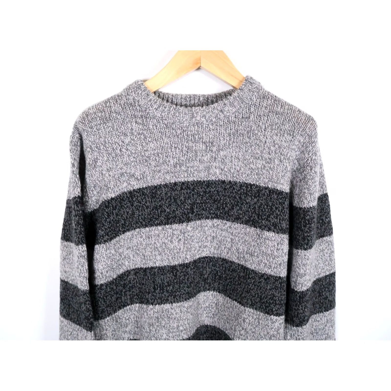 Vintage L.L. Bean Sweater Men's Large Gray Striped Heavyweight Crewneck Lambs Wool Size US L / EU 52-54 / 3 - 4 Thumbnail