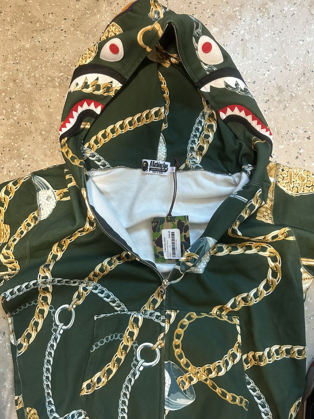 Bape Bape Gold chain shark shoodie Size US M / EU 48-50 / 2 - 4 Thumbnail