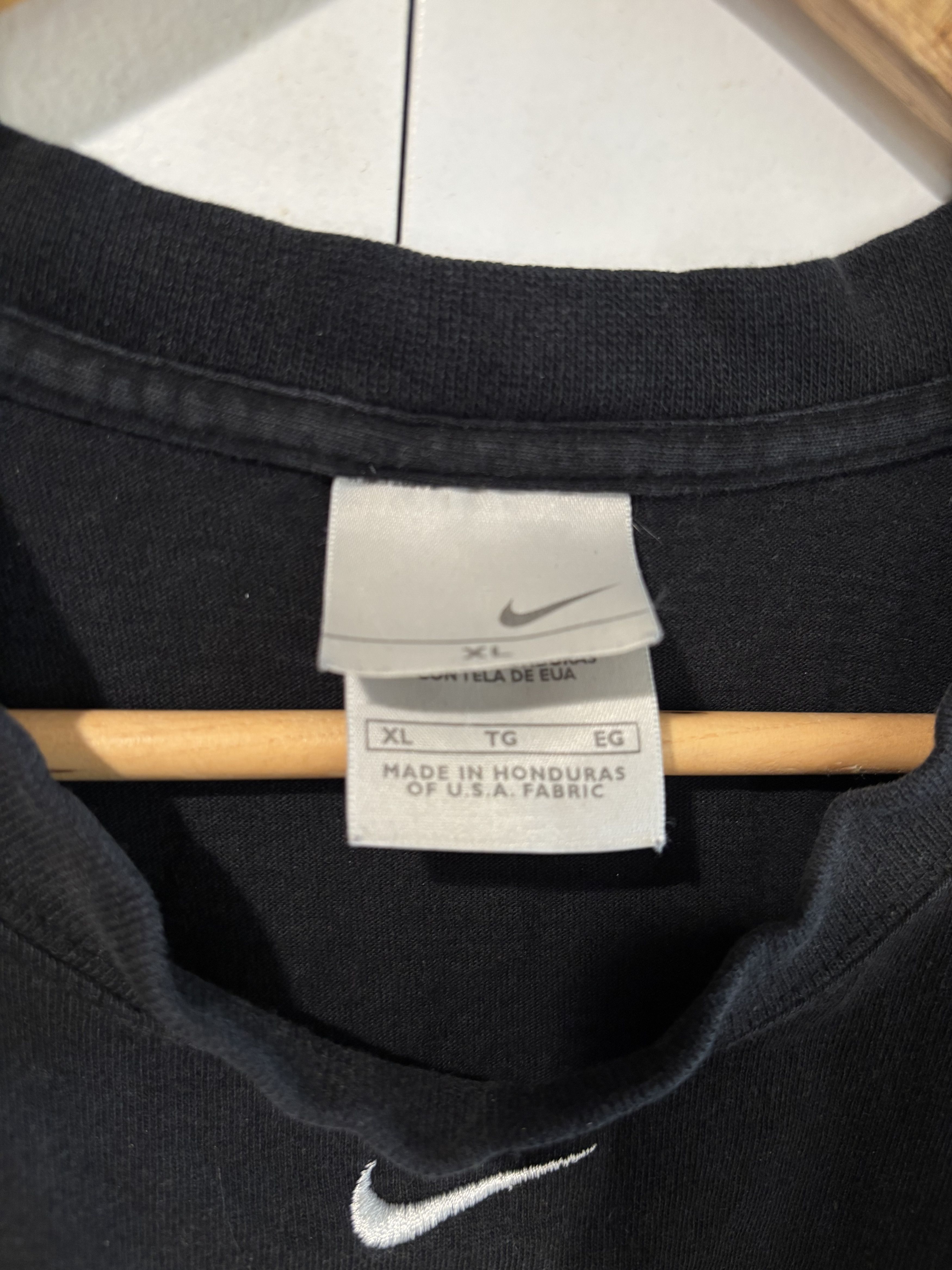 Nike × Vintage Vintage Nike Middle Swoosh Y2K Black Sleeveless Shirt Size US XL / EU 56 / 4 - 3 Thumbnail