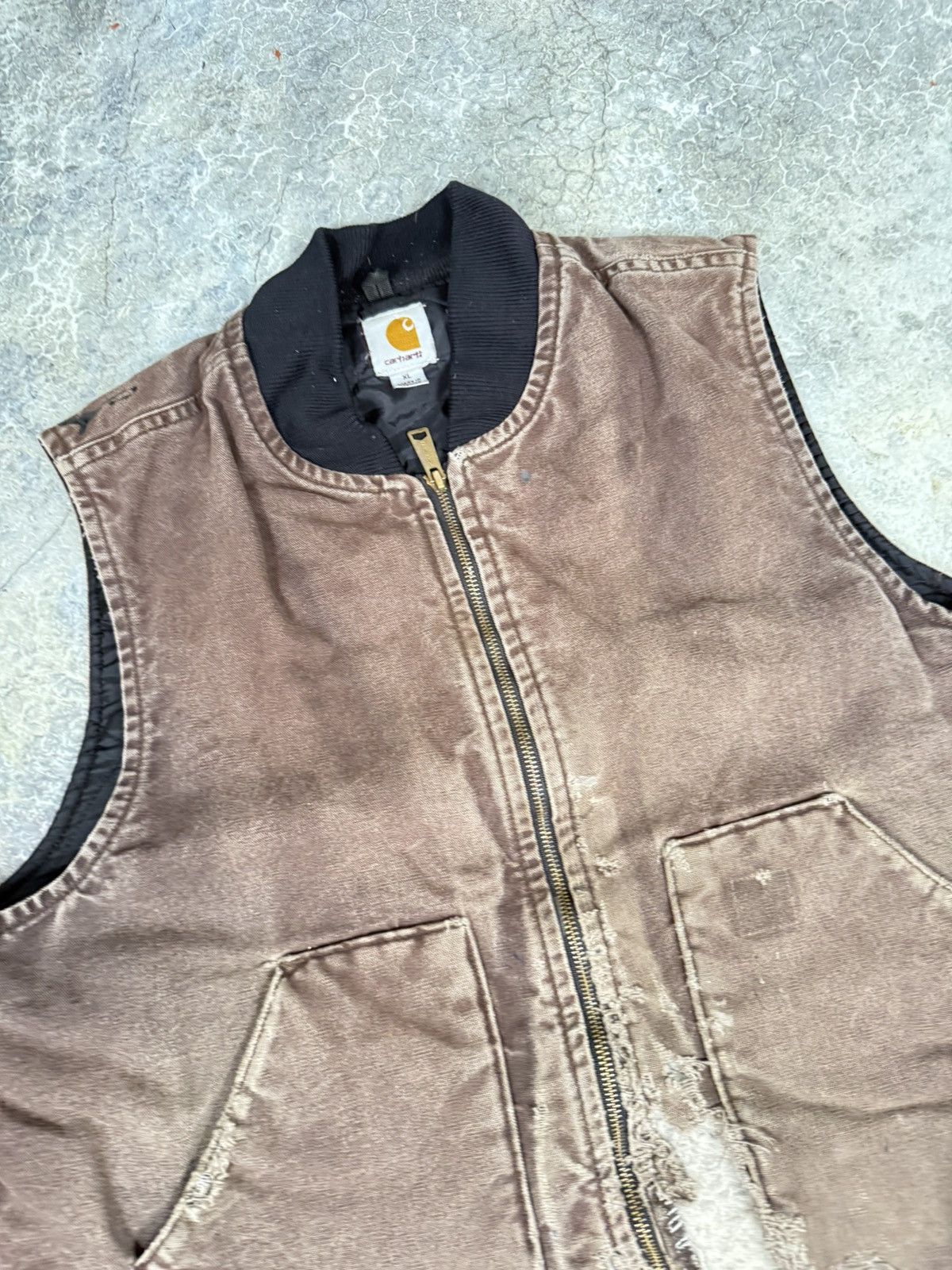 Carhartt × Vintage Vintage Thrashed Carhartt Vest Size US XL / EU 56 / 4 - 4 Thumbnail