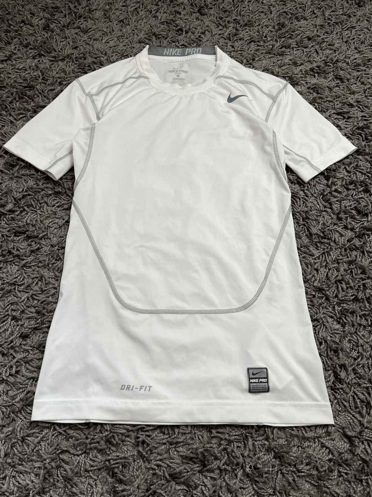 Nike Nike Pro Combat Compression T-Shirt White Size US S / EU 44-46 / 1 - 2 Thumbnail