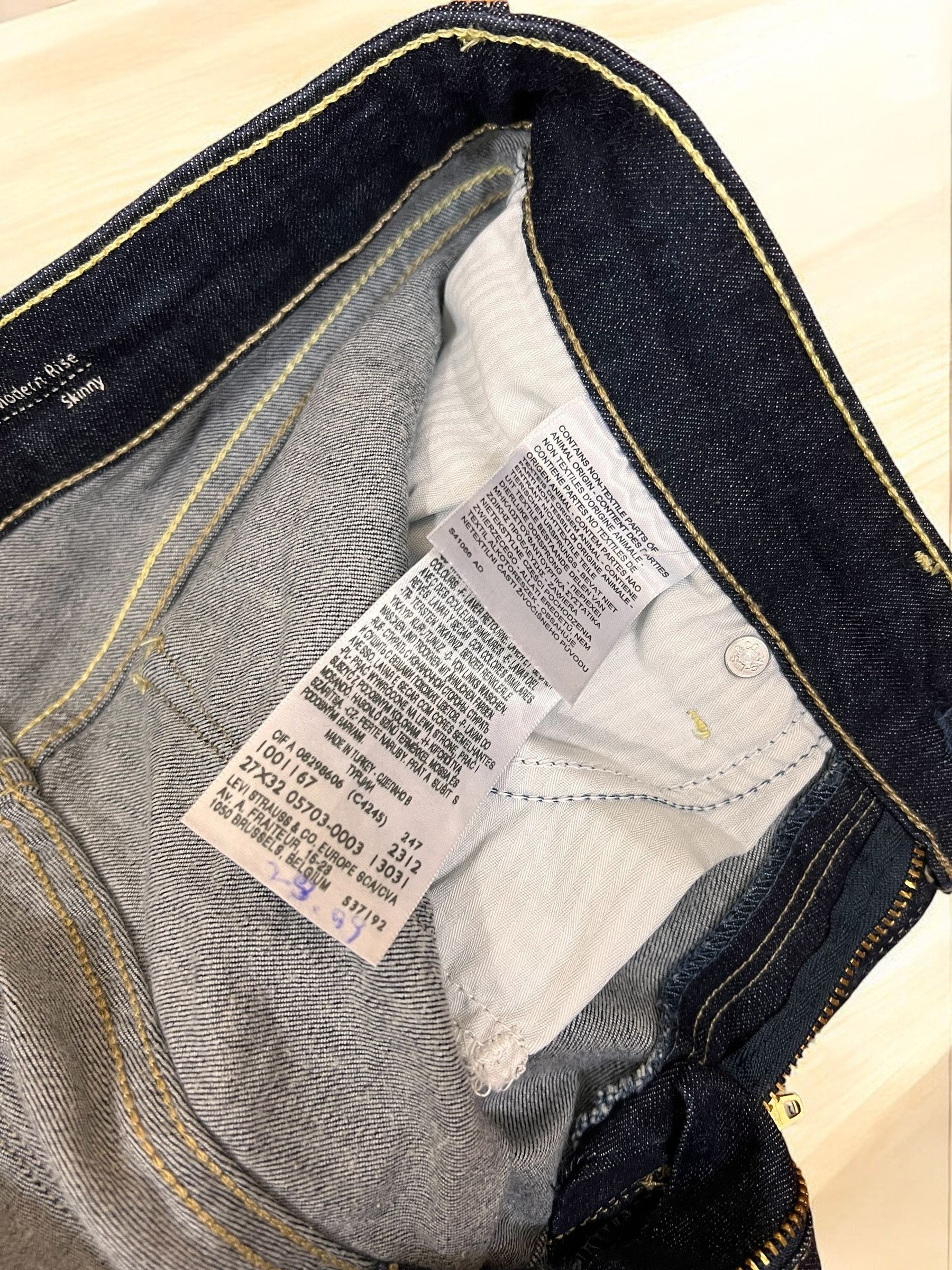 Levi's Levi's Demi Curve Modern Rise Skinny jeans size W27 L32 Size 27" / US 4 / IT 40 - 5 Thumbnail