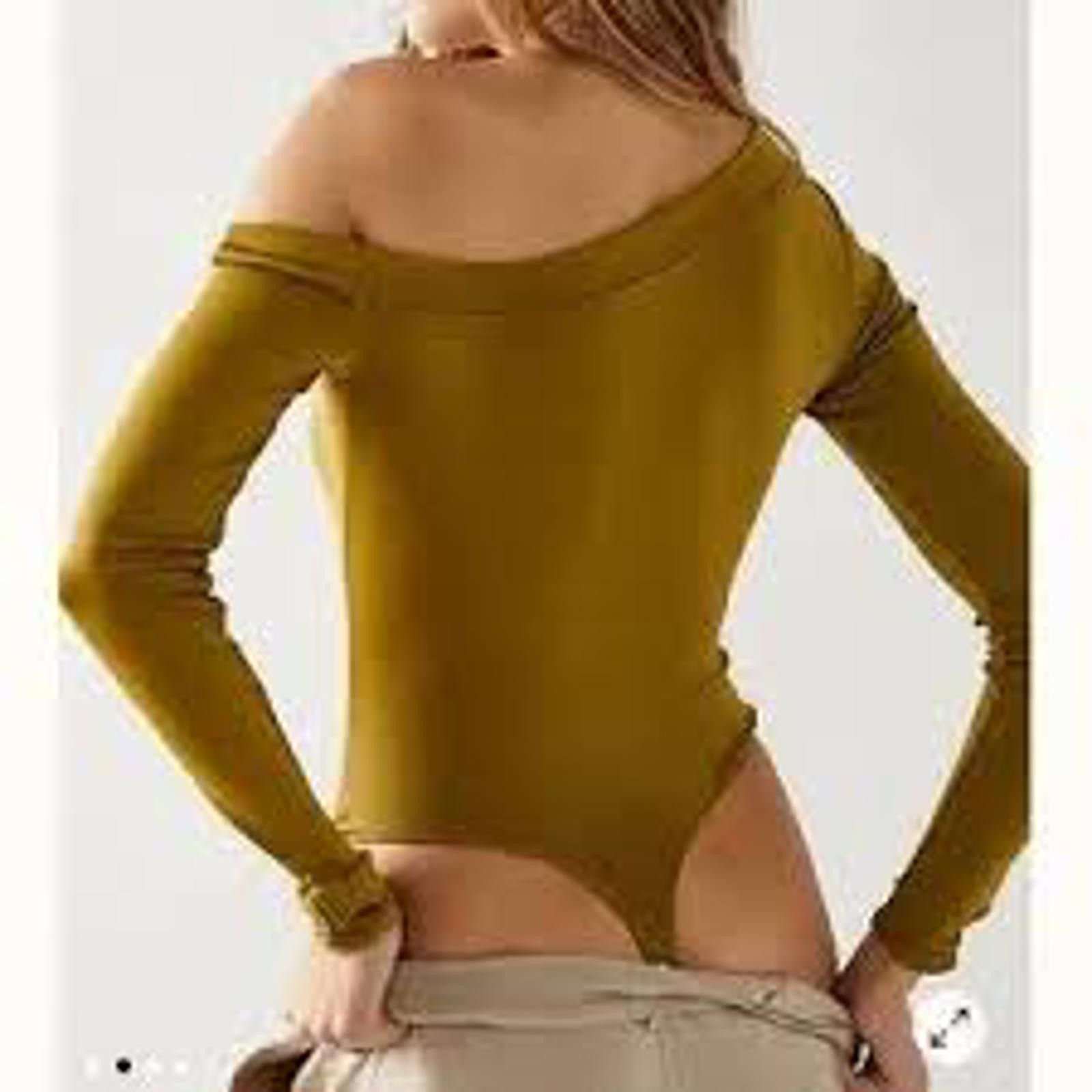 Free People Free People Mustard Yellow Off-Shoulder Long Sleeve Bodysuit Size S / US 4 / IT 40 - 1 Thumbnail