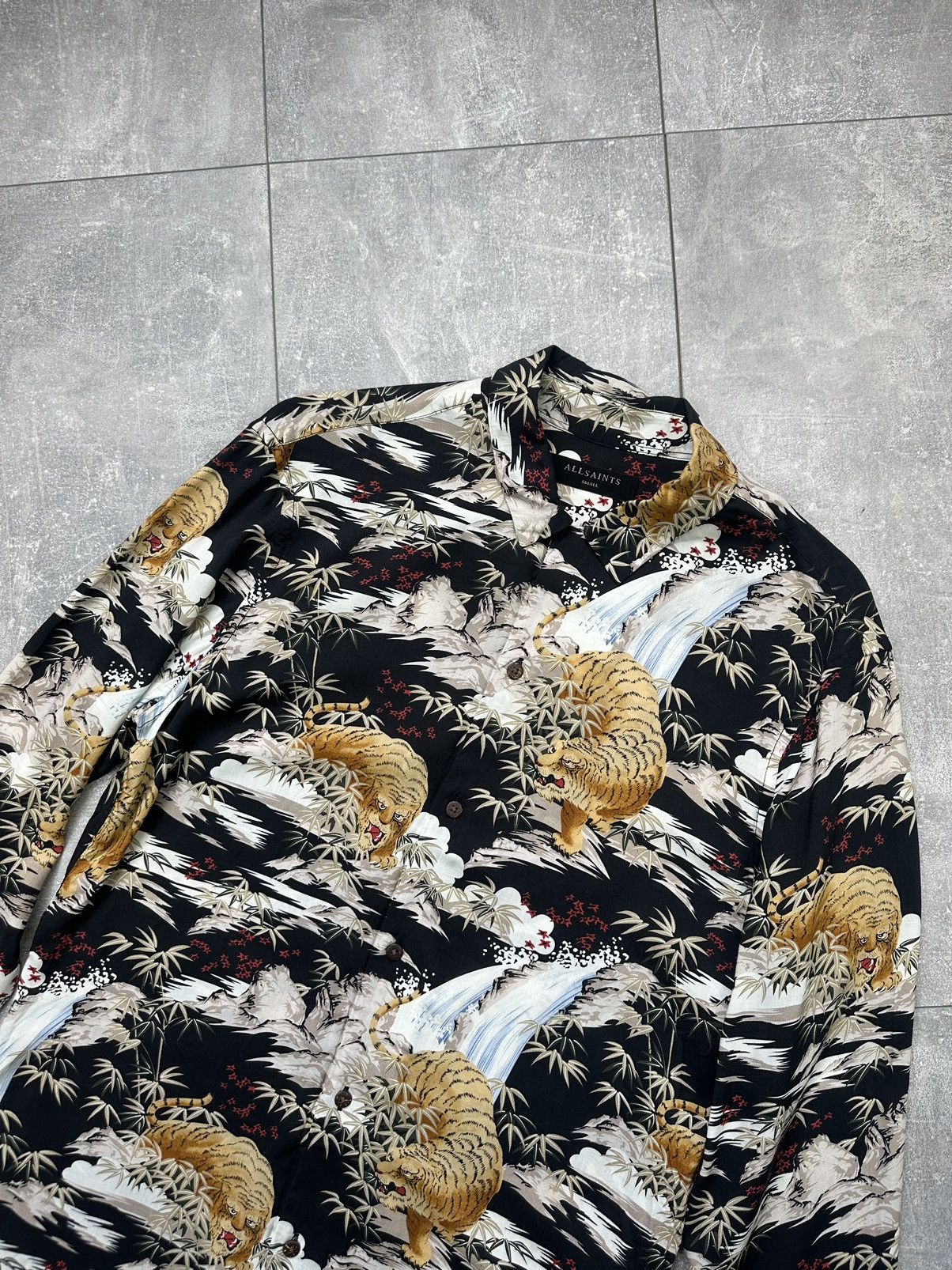 Other Allsaints Japanese Shirts Button Up Tiger Print Size US S / EU 44-46 / 1 - 3 Thumbnail