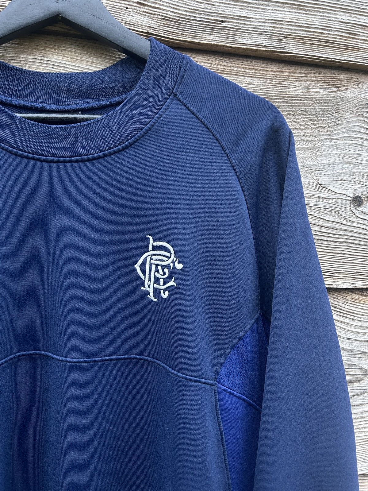 Nike Vintage Nike Rangers Fc 1999/00/01 Training Crewneck Sweat Size US M / EU 48-50 / 2 - 2 Thumbnail