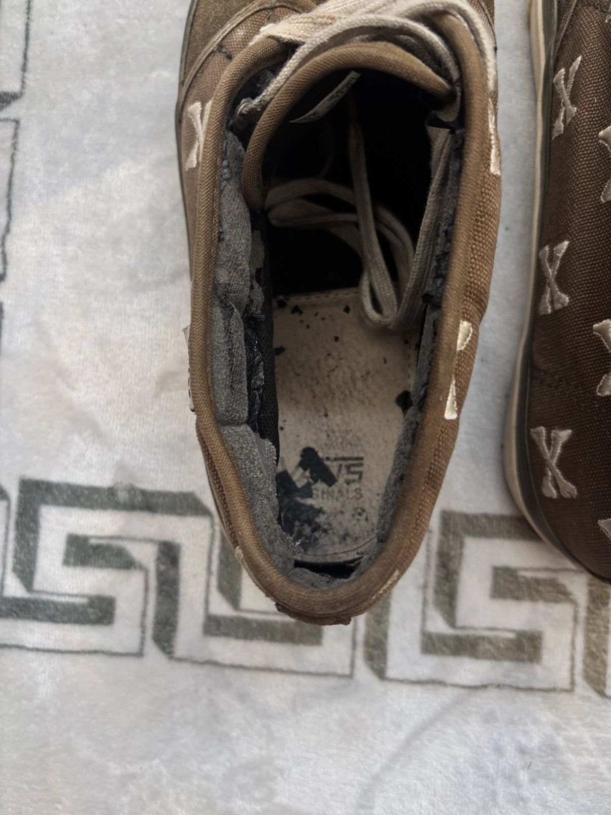 Vans WTAPS x Vans Chukka Mid - Crossbones Brown Size US 9.5 / EU 42-43 - 8 Thumbnail