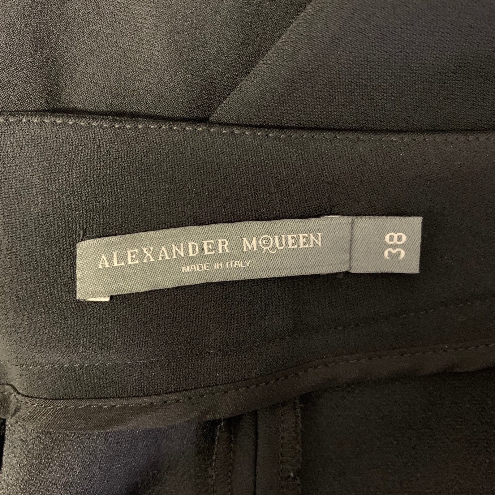 Alexander McQueen ALEXANDER MCQUEEN Size 2 Black Red Cuff Dress Pants Size US 26 / EU 42 - 4 Thumbnail