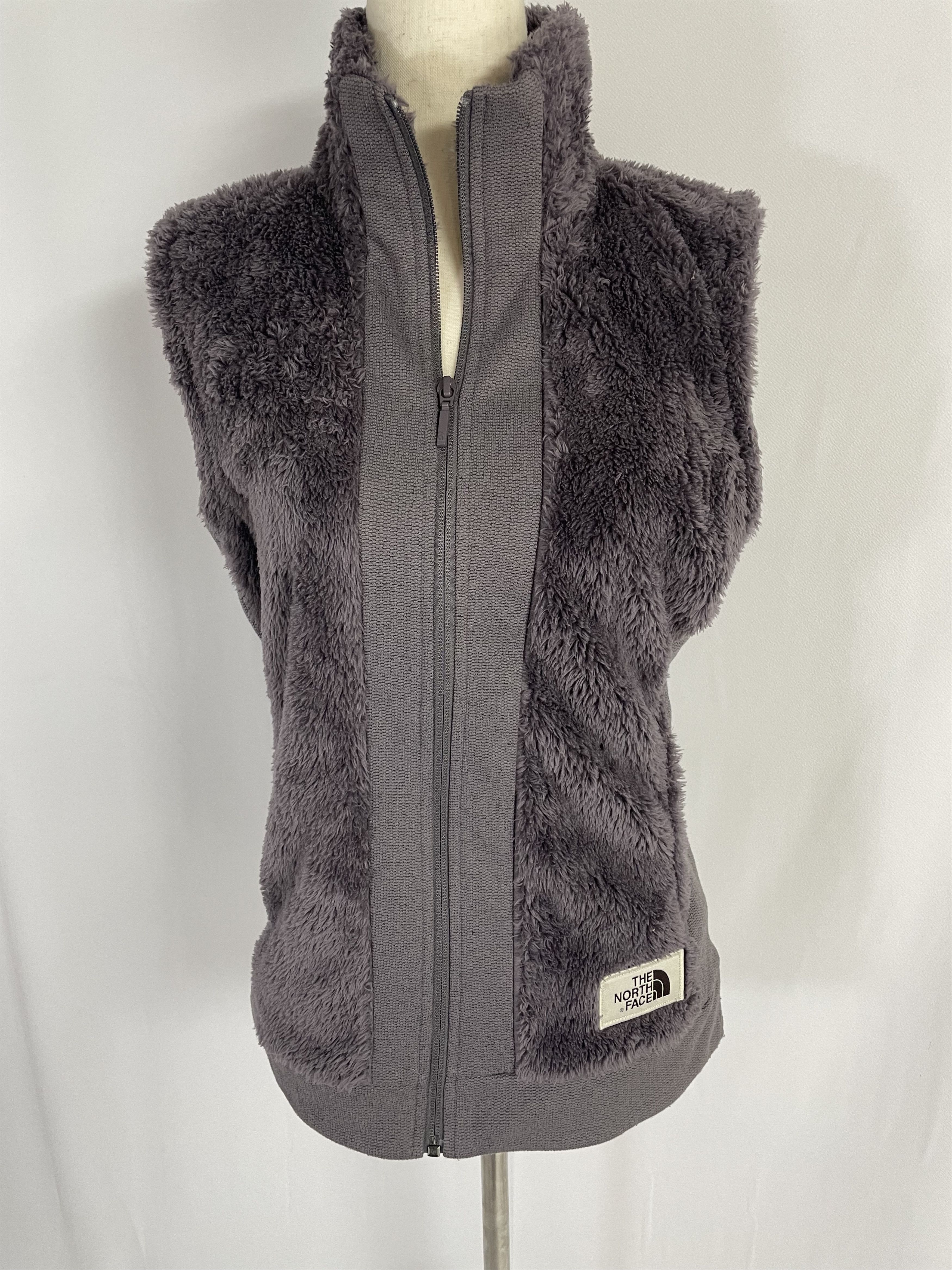 The North Face The North Face Vest Size Small Gray Faux Fur Full Zip Jacket Size S / US 4 / IT 40 - 1 Thumbnail