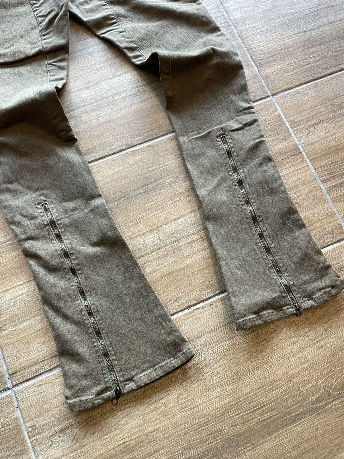 Japanese Brand × Le Grande Bleu (L.G.B.) × Share Spirit Homme Share Spirit Flared Cotton Pant Size US 26 / EU 42 - 12 Thumbnail