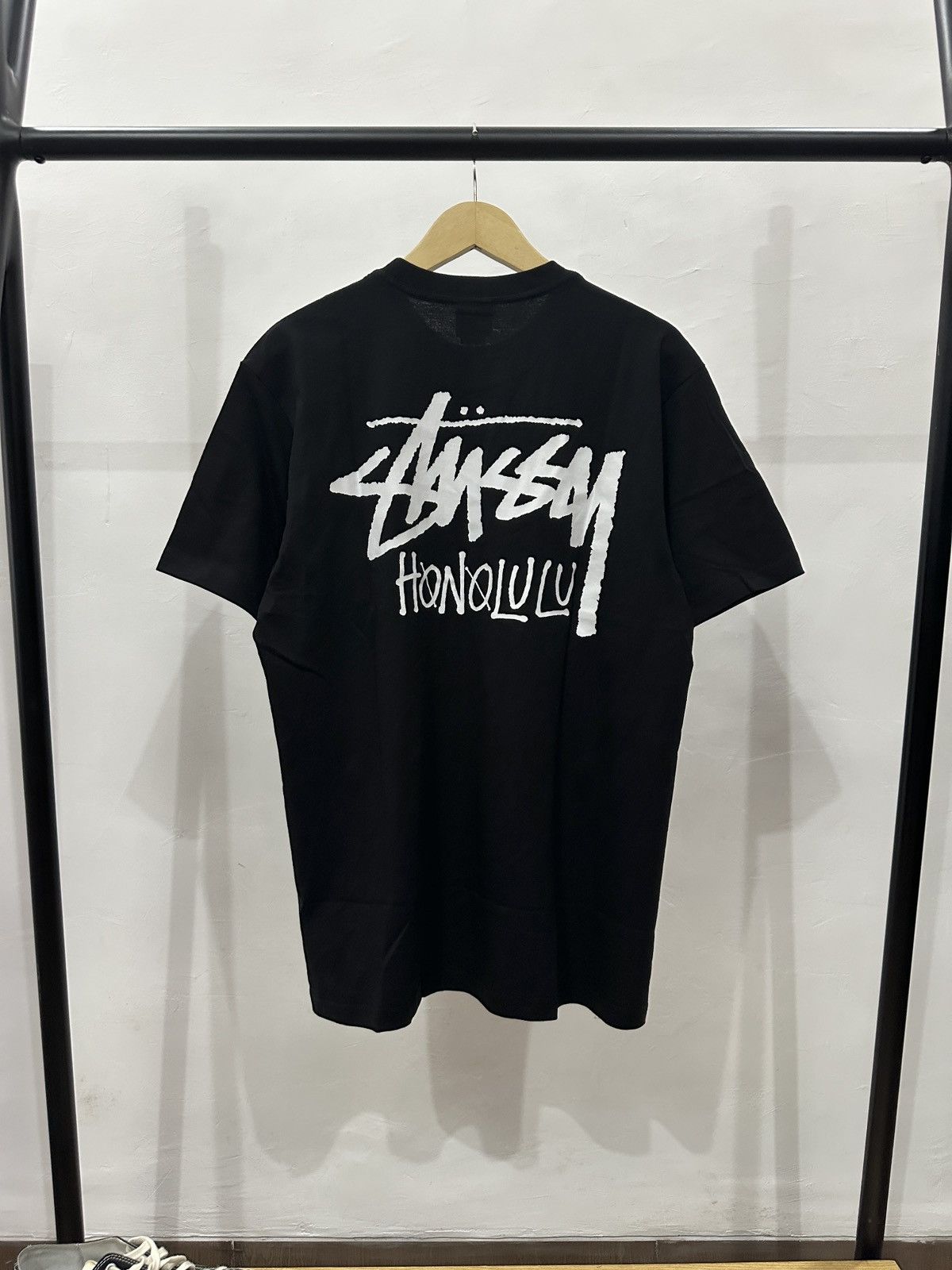 Stussy tee Stock Honolulu