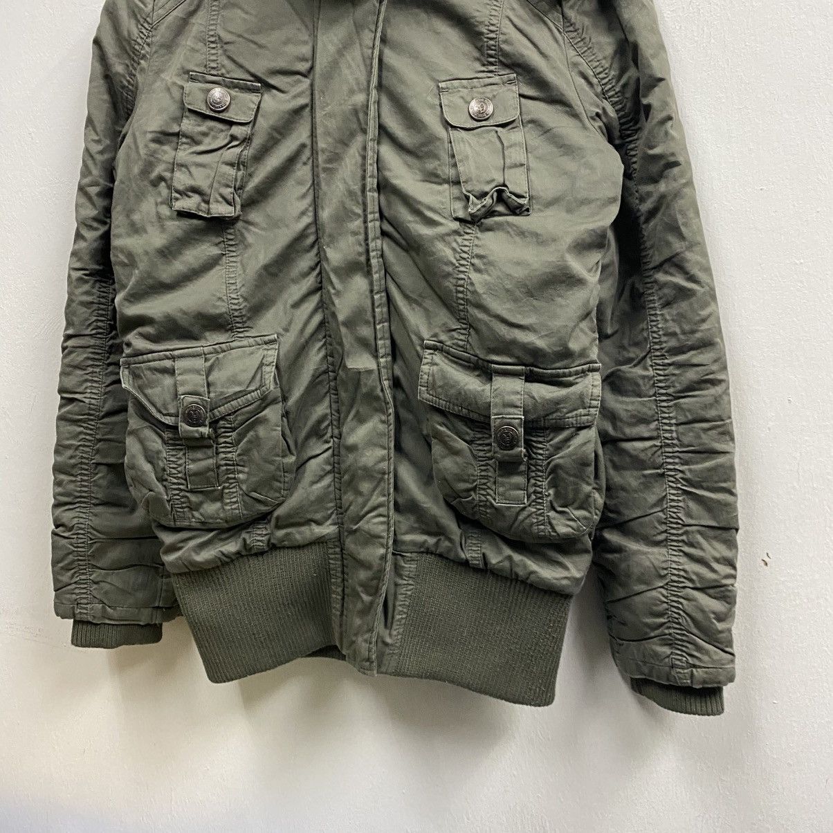 Von Dutch military green Von Dutch hooded jacket four front pockets Size US M / EU 48-50 / 2 - 5 Thumbnail