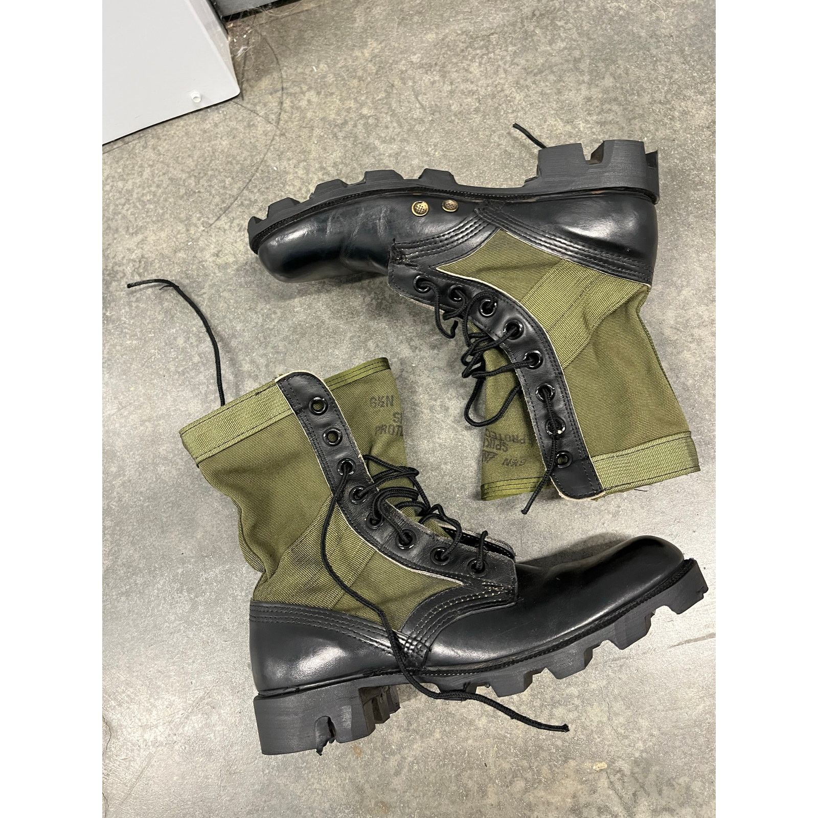 Spire VINTAGE VIETNAM ERA BOOTS US ARMY JUNGLE COMBAT Size US 6.5 / EU 39-40 - 1 Thumbnail
