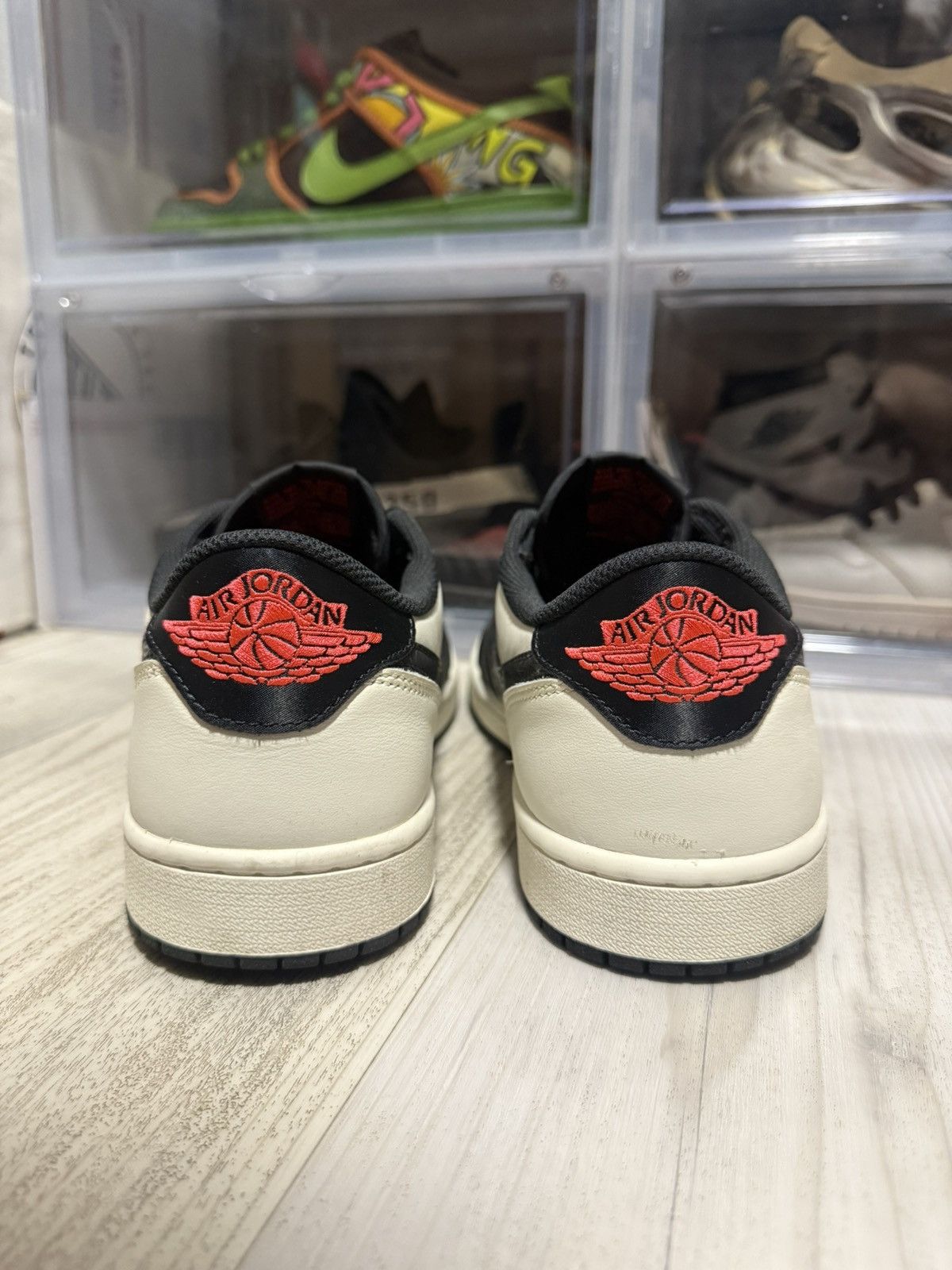 Jordan Brand Air Jordan 1 Retro Low OG Paris Saint-Germain (PSG) Size US 11 / EU 44 - 5 Thumbnail