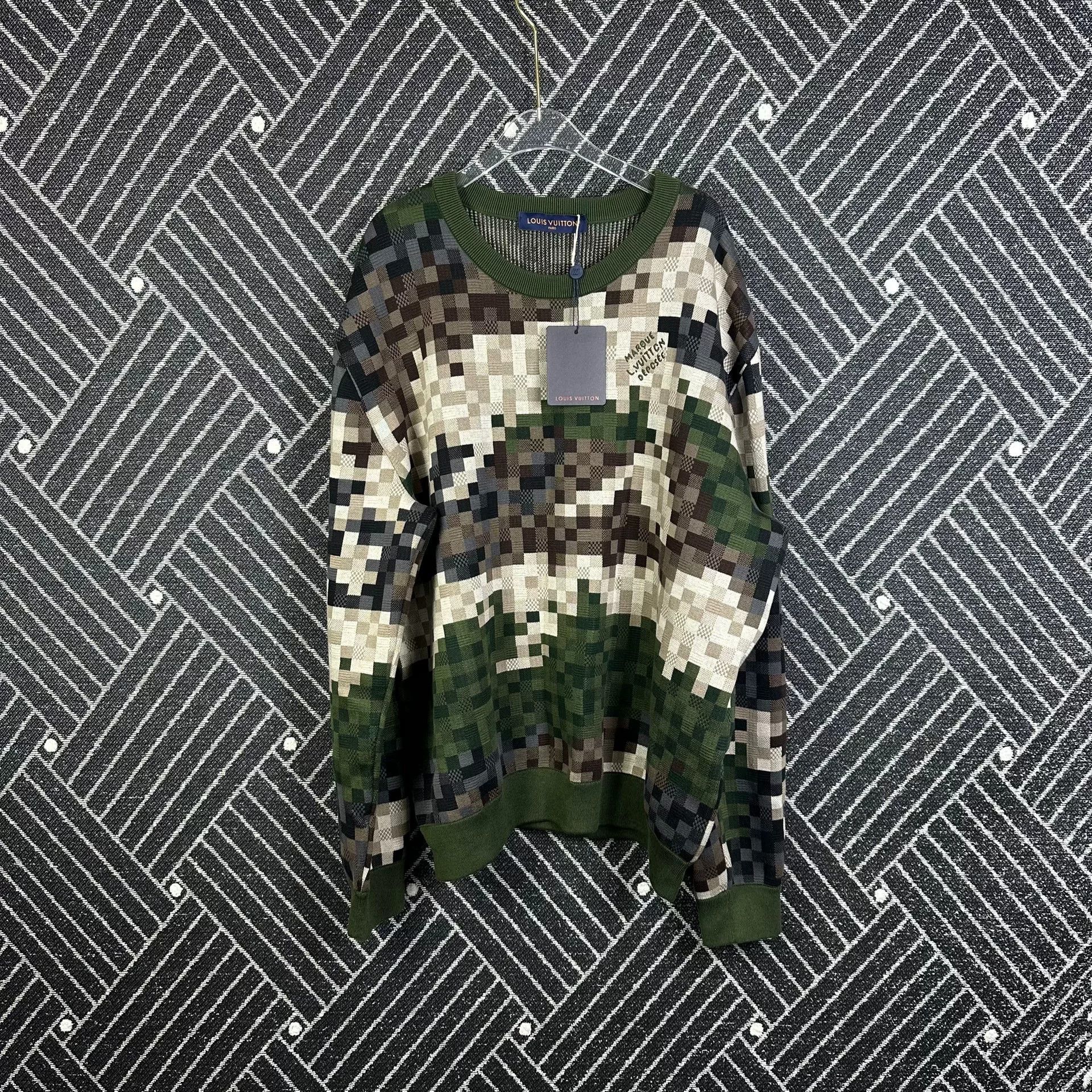 Louis Vuitton Louis Vuitton SS24 Pharrell Camo Crewneck Sweatshirt Size US XL / EU 56 / 4 - 1 Thumbnail
