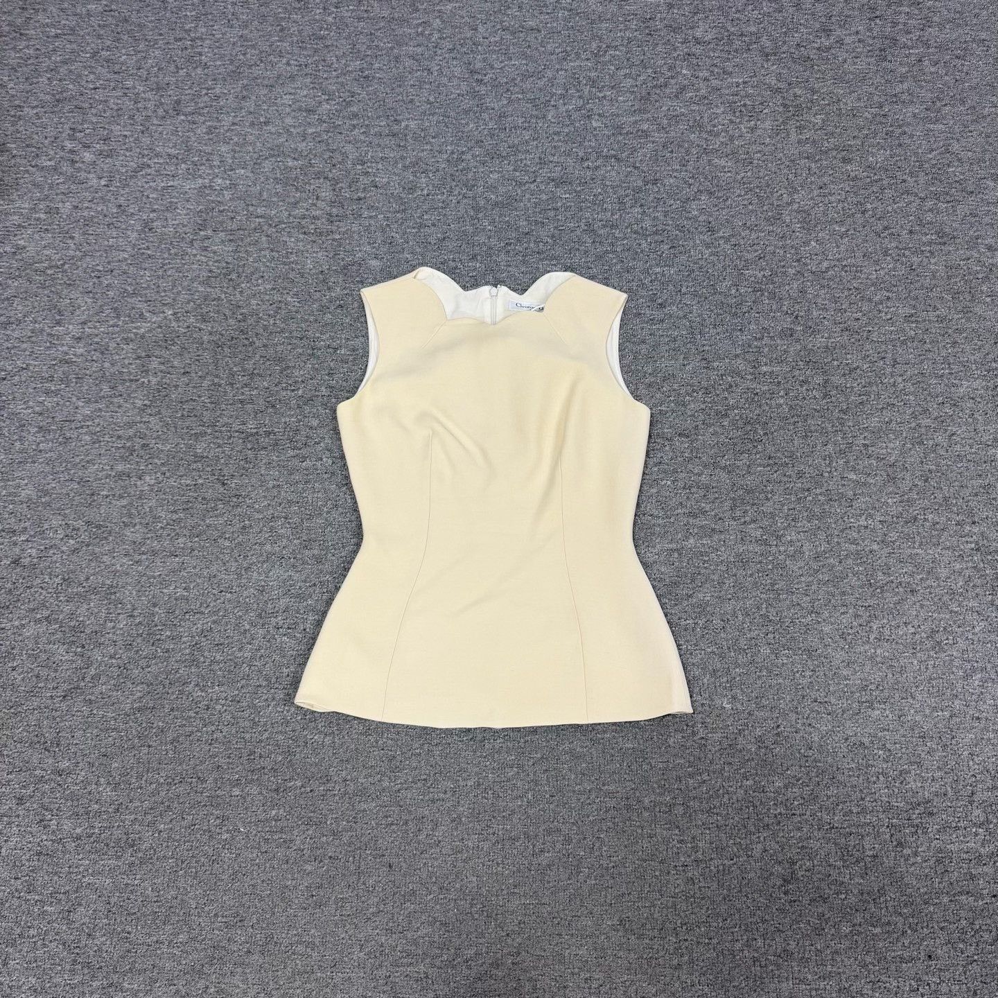 Dior Dior Silk Wool Sleeveless Waist-Cinched Top Size XXS / US 00 / IT 34 - 1 Thumbnail