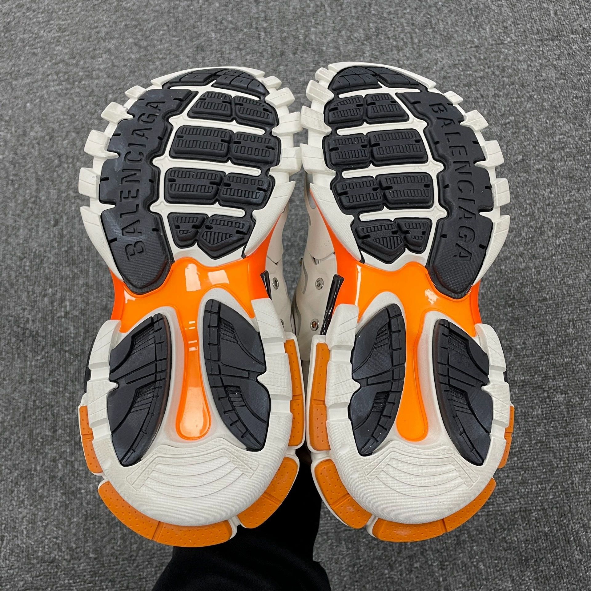 Balenciaga Balenciaga Track 1.0 Low Top Sneaker Women's White Orange 36 Size US 5.5 / IT 35.5 - 7 Thumbnail
