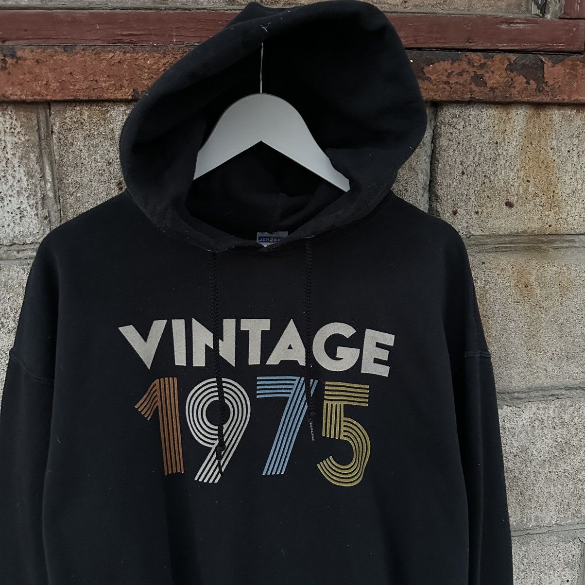 Vintage Vintage 1975 Hoodie Big Logo Size XL Y2K 00s USA Hype Trend Size US XL / EU 56 / 4 - 5 Thumbnail