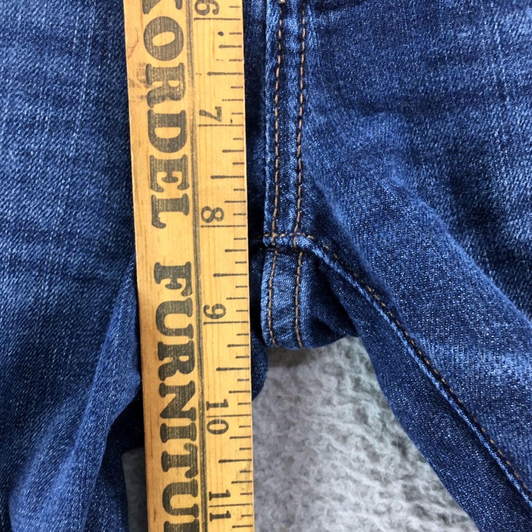 Banana Republic Banana Republic Jeans Womens 28 Skinny Blue Dark Wash Denim Low Rise Zip Fly Belted Pockets 5-Pocket Classic denim casual Size 28" / US 6 / IT 42 - 7 Thumbnail