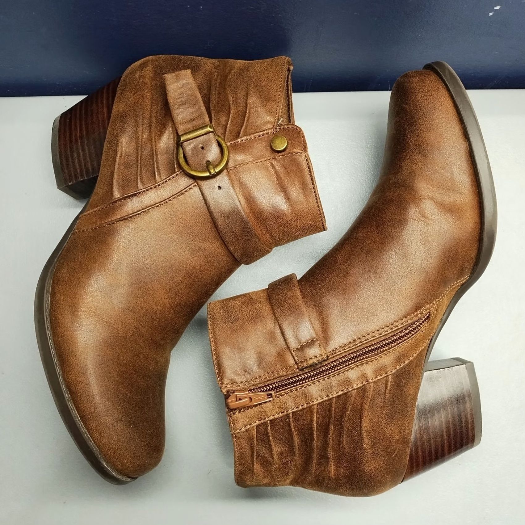 Vintage Baretraps Rudelle Bootie Womens 9.5M Brown Round Toe Buckle Strap Side Zip Boot Size US 10 / IT 40 - 3 Thumbnail