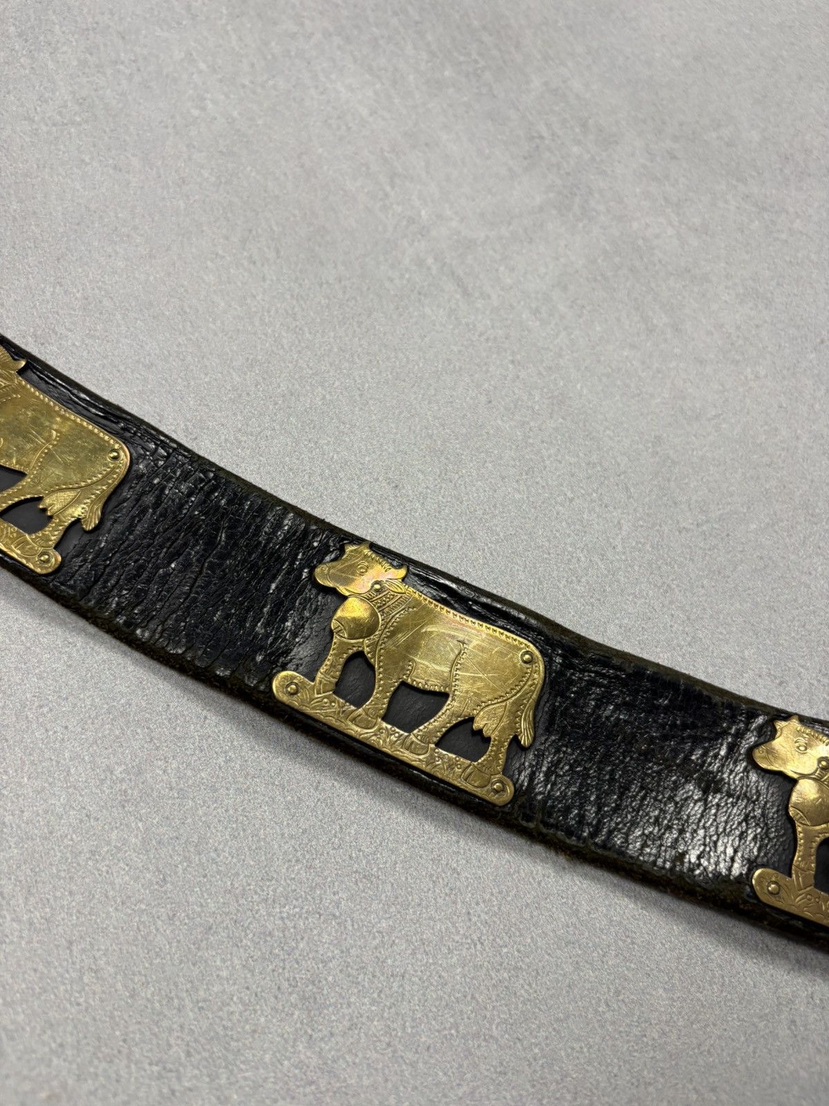 Vintage Vintage Etro Style Black Leather Belt Gold Animal Studs Boho Size ONE SIZE - 8 Thumbnail