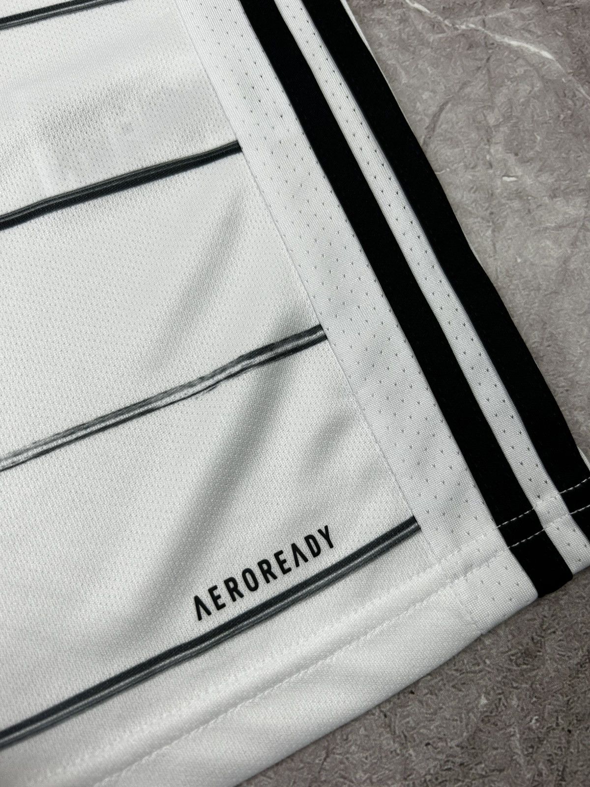 Adidas Germany Home football shirt 2019 Soccer Adidas Jersey Size US XL / EU 56 / 4 - 4 Thumbnail