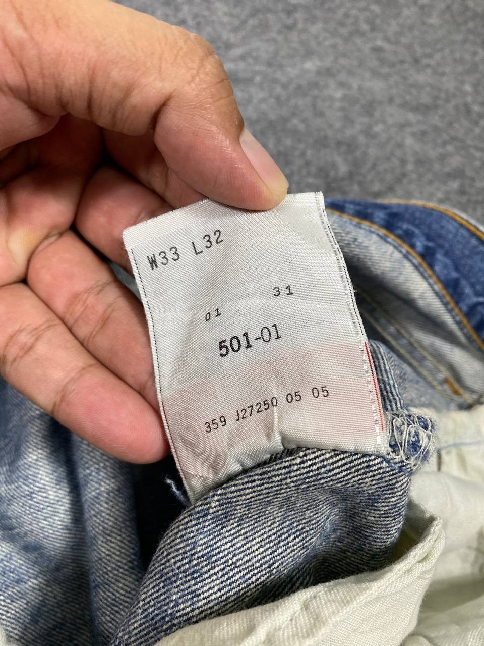 Levi's vintage levis 501 distressed denim very nice design Size US 35 - 16 Thumbnail