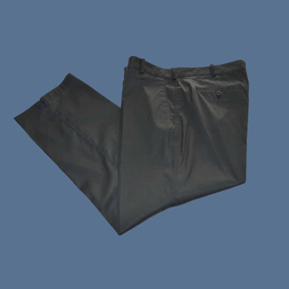 Nike Nike Golf Pant Mens Black Chino 38x30 Regular Inseam 30 Straight Leg Zip Button Pockets Logo Dry Fit Sport Size US 38 / EU 54 - 1 Thumbnail