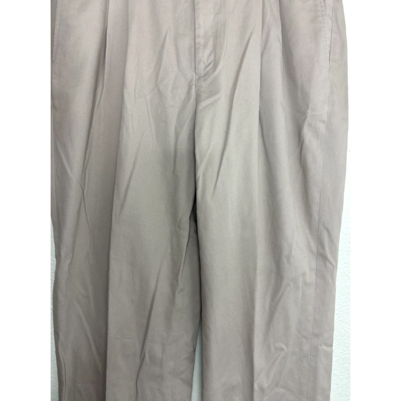 Eddie Bauer VINTAGE Eddie Bauer wrinkle free relaxed fit cotton pants Khaki mens 42x30 42 Tall Size US 42 / EU 58 - 3 Thumbnail