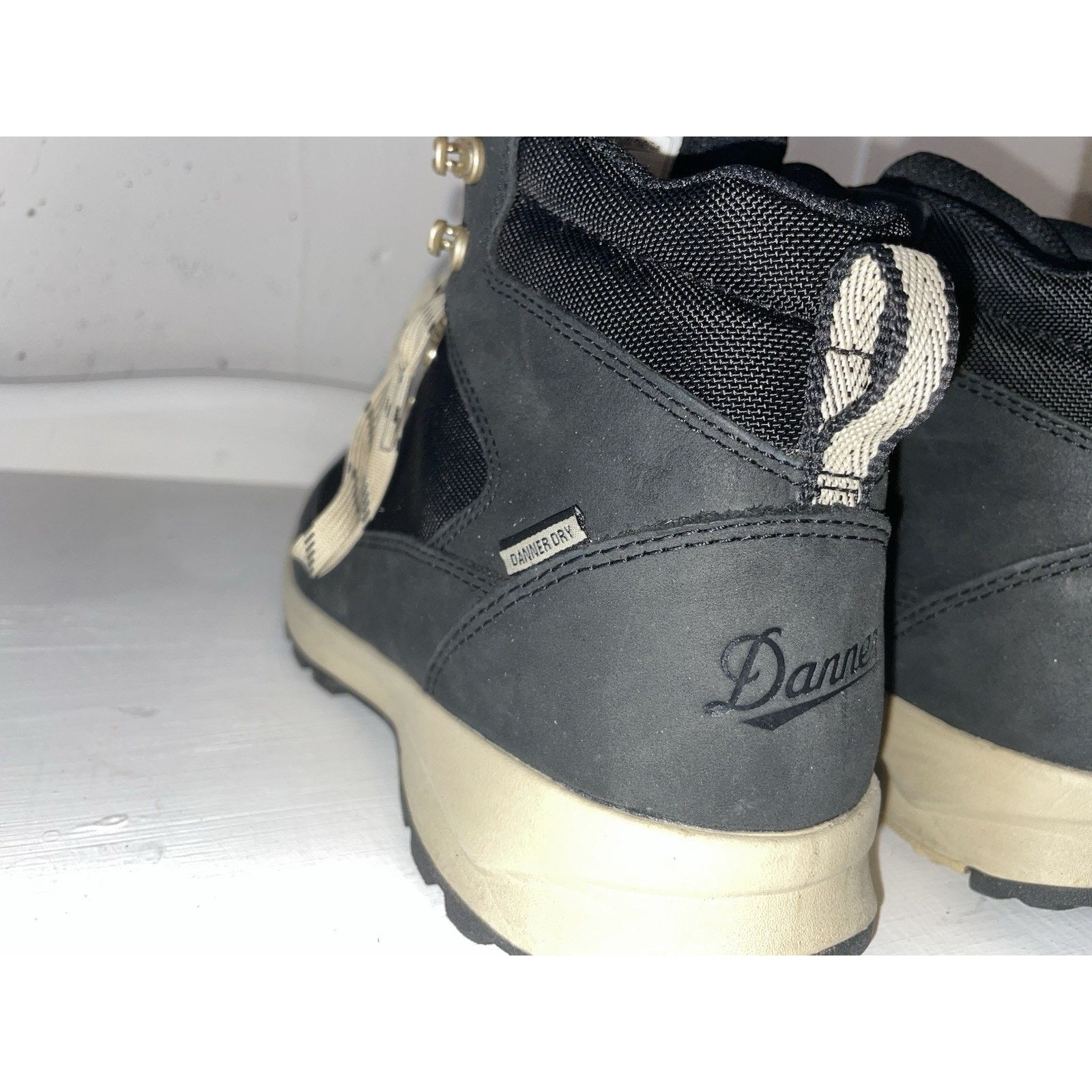 Danner Danner Women’s Size 9 Waterproof Sienna Hiking Black Boots Size US 9 / IT 39 - 17 Thumbnail