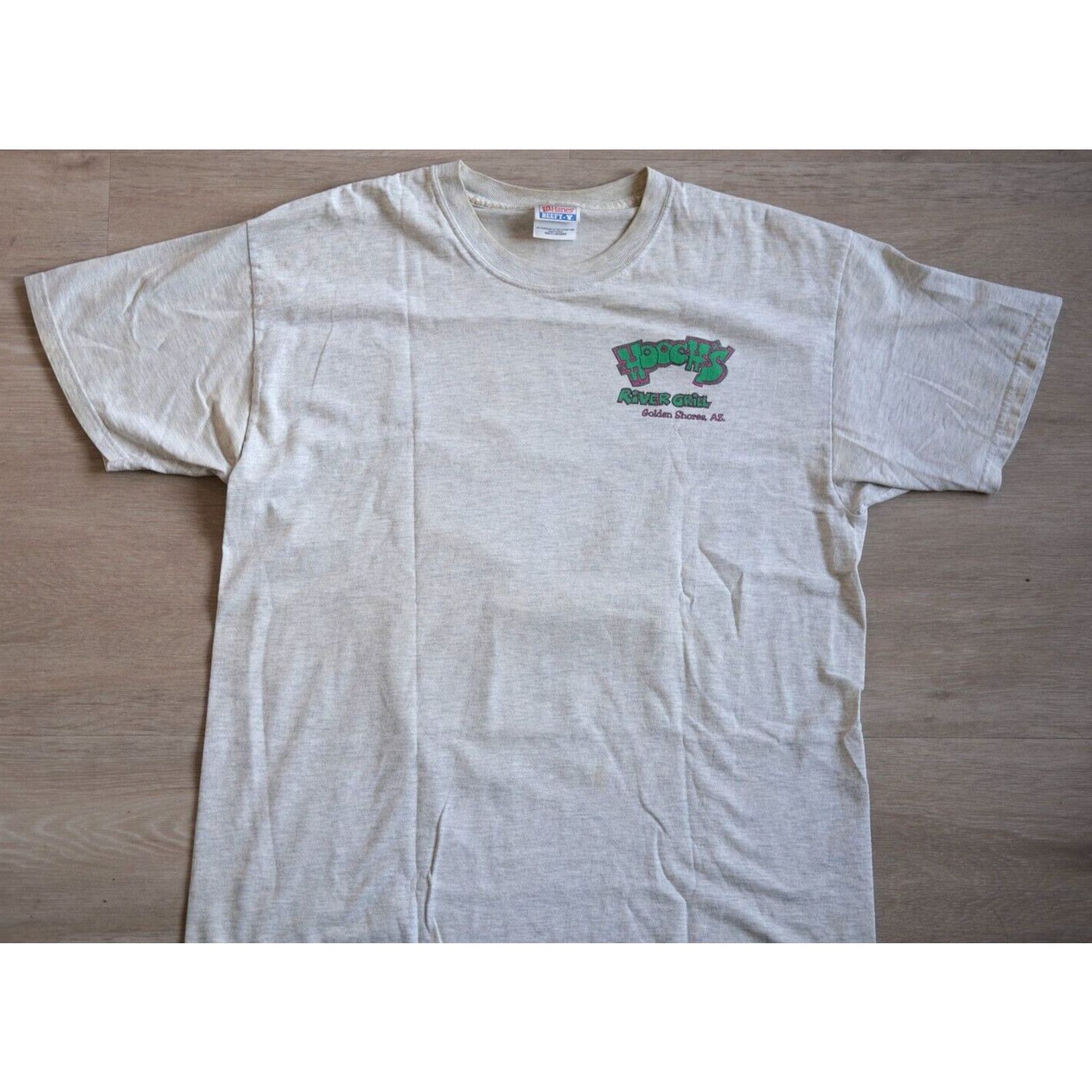 Hanes Vintage 1990s Hooch's River Grill T-Shirt XL Faded Gray Size US L / EU 52-54 / 3 - 2 Thumbnail