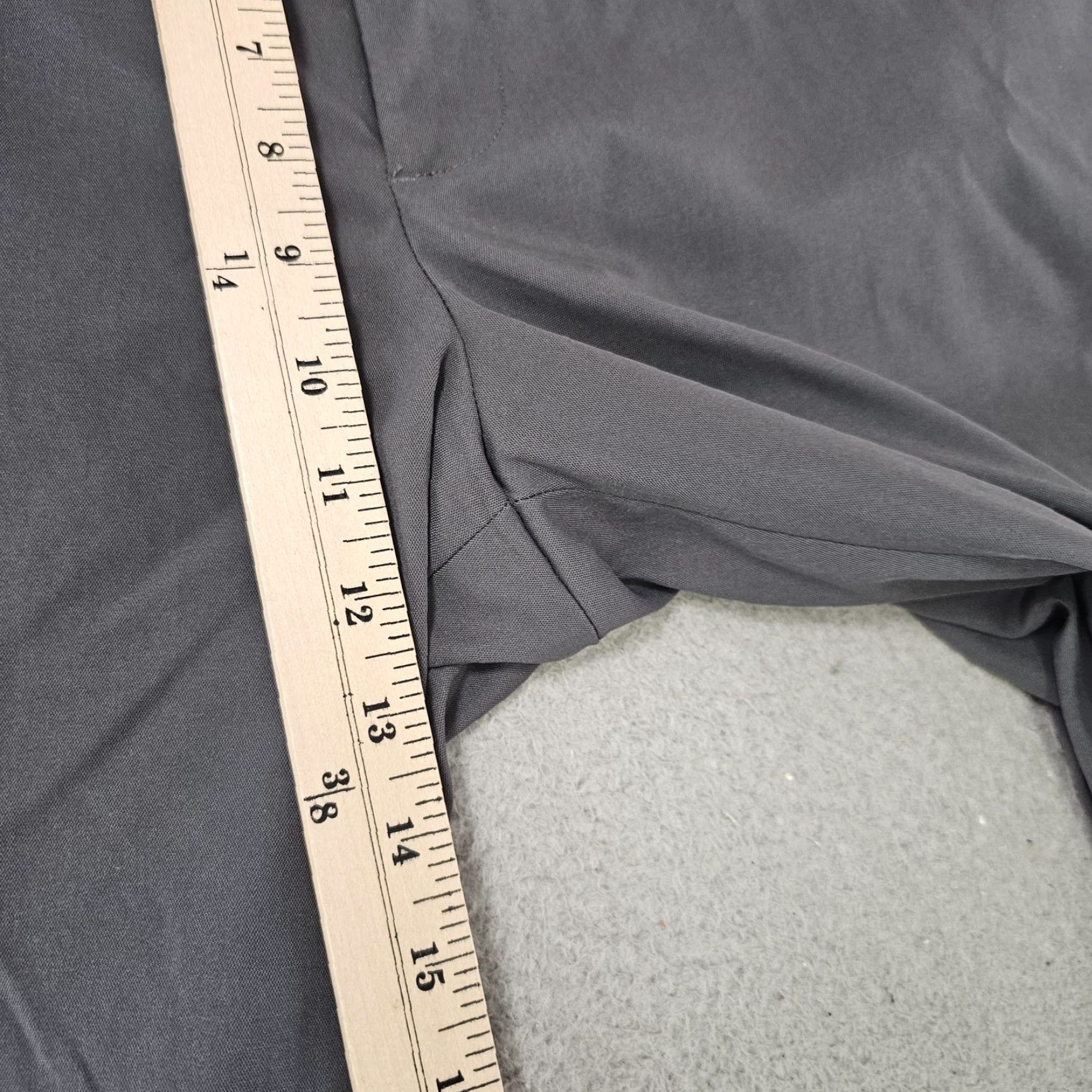 Vintage SCOTTeVEST Pants Mens 42x30 Gray Travel Tech Lightweight Polyester Chino Casual Pants Mens Gray 42x30 Regular Flat Front Zip Fly Pockets Polyester Size US 42 / EU 58 - 4 Thumbnail