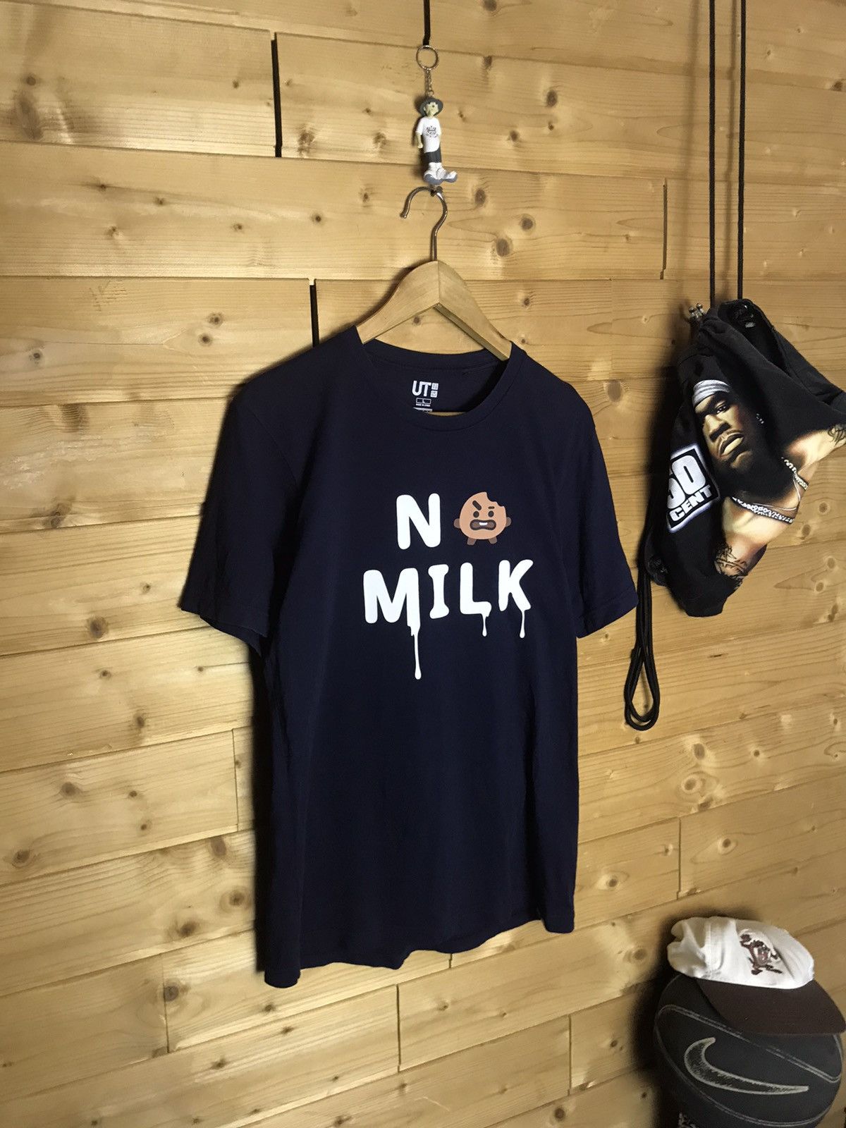 Band Tees Uniqlo X BT21 no milk t-shirt Size US L / EU 52-54 / 3 - 1 Thumbnail