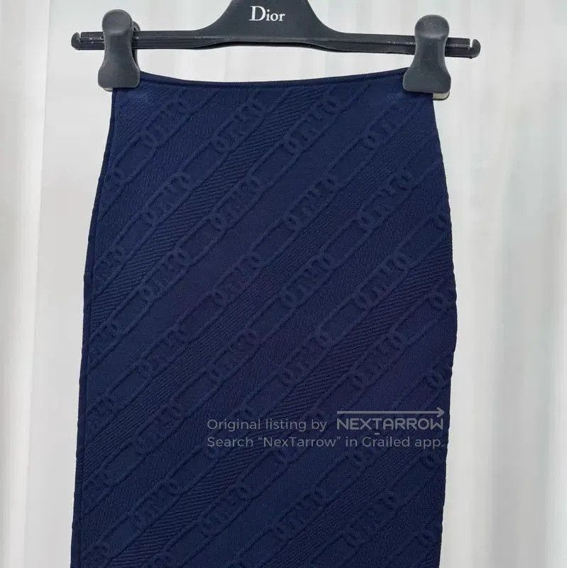 Fendi Fendi Summer Midi Skirt in Navy Blue . Size 23" - 2 Thumbnail