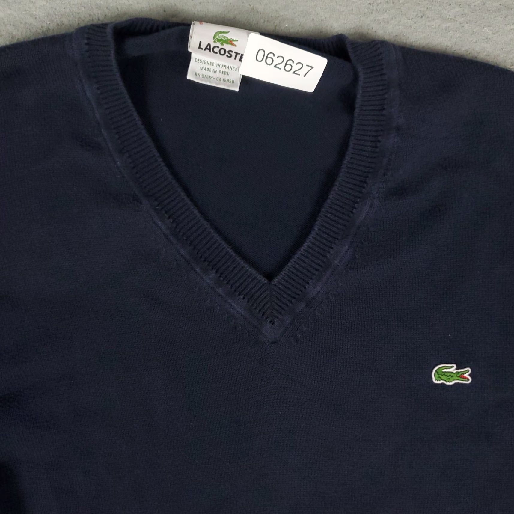 Lacoste VINTAGE Lacoste Sweater Men's Size 6 Pullover Knitted V-Neck Blue Cotton Casual Size US S / EU 44-46 / 1 - 2 Thumbnail